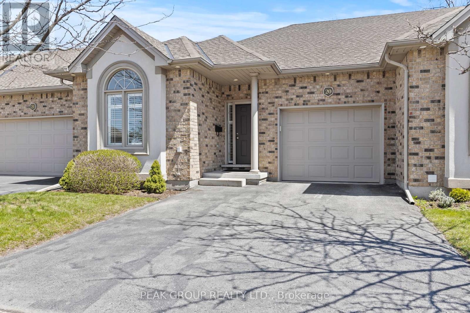 Property at 20 - 4399 MONTROSE ROAD image 3