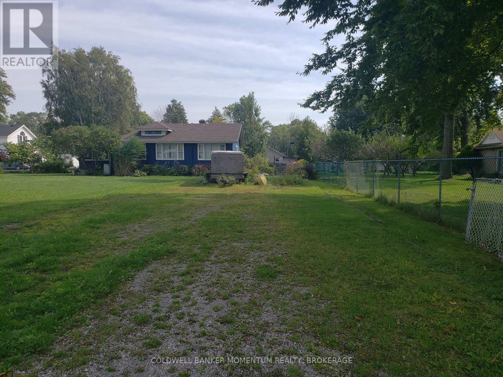 0 Part 1 V/l Ridgeway Road, Fort Erie (Crystal Beach), Ontario  L0S 1B0 - Photo 2 - X12115591