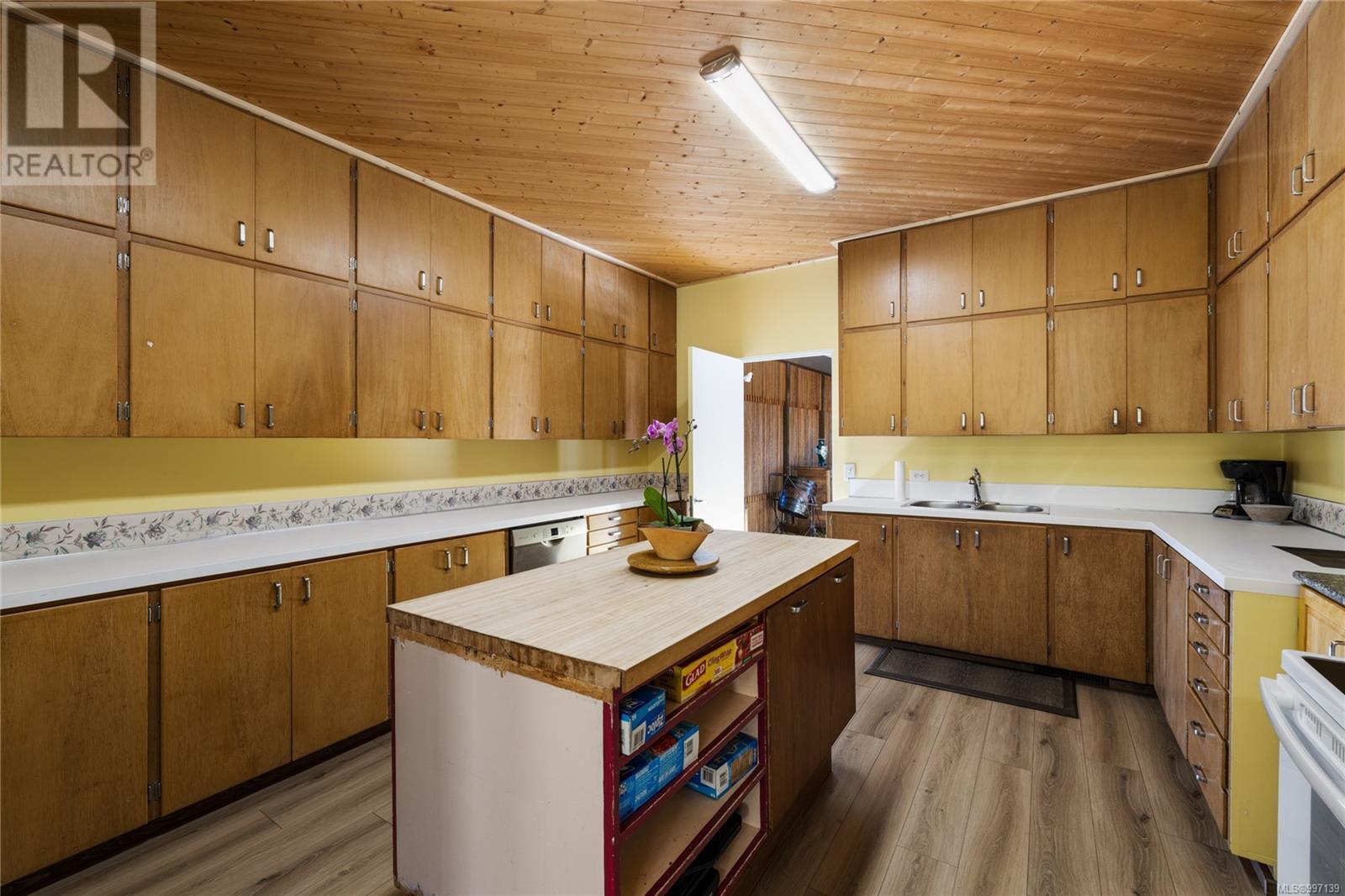 160 Kopina Dr, Bowser, British Columbia  V0R 1G0 - Photo 7 - 997139