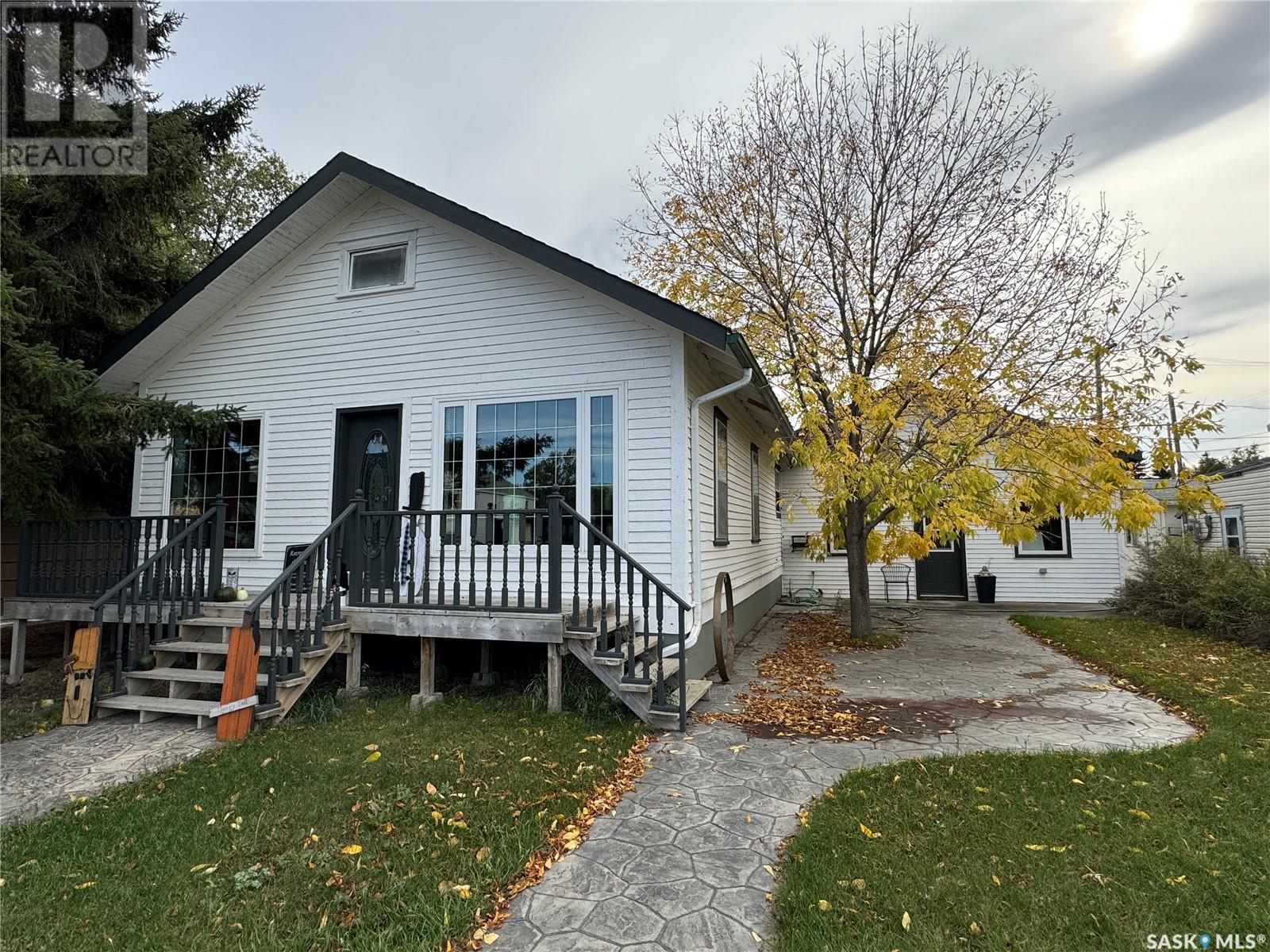 Property at 207 Royal STREET image 3