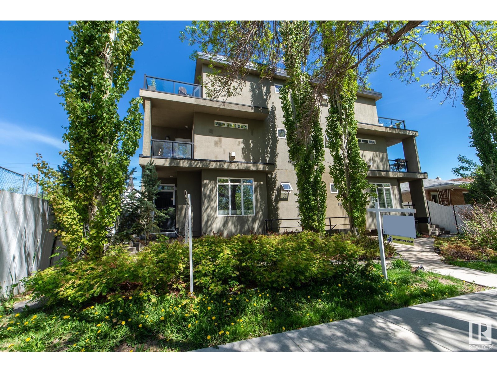 Property at #10 9856 83 AV NW NW image 1