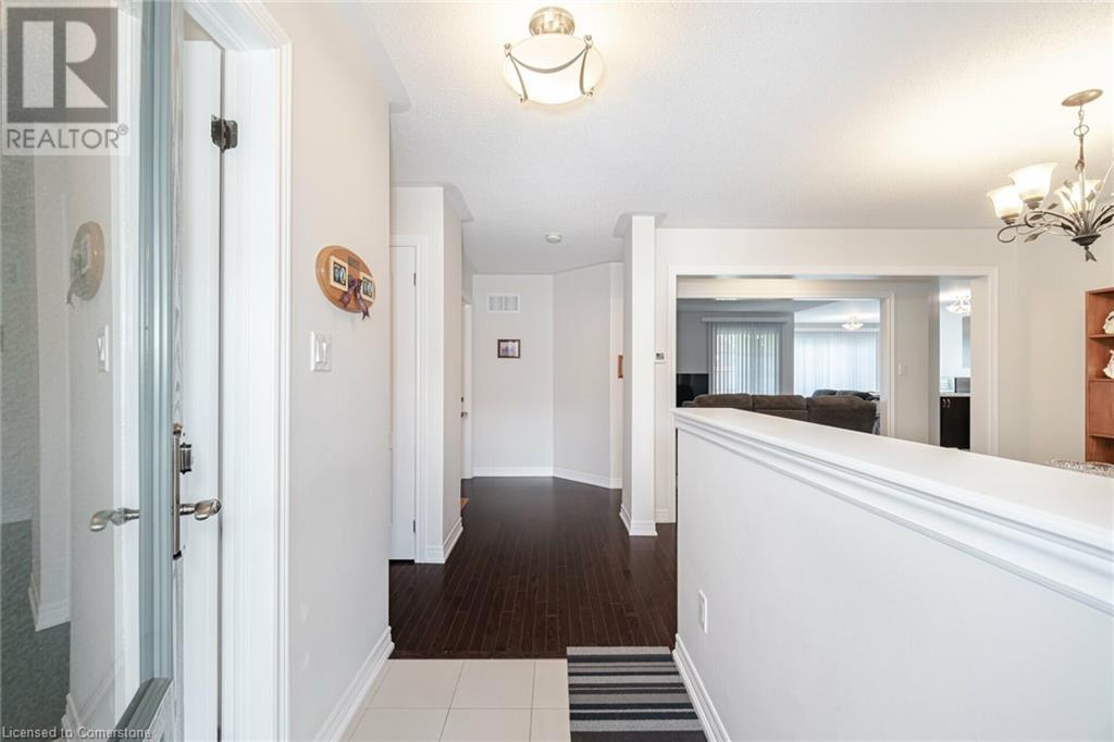 Property at 17 LACORRA Way image 3
