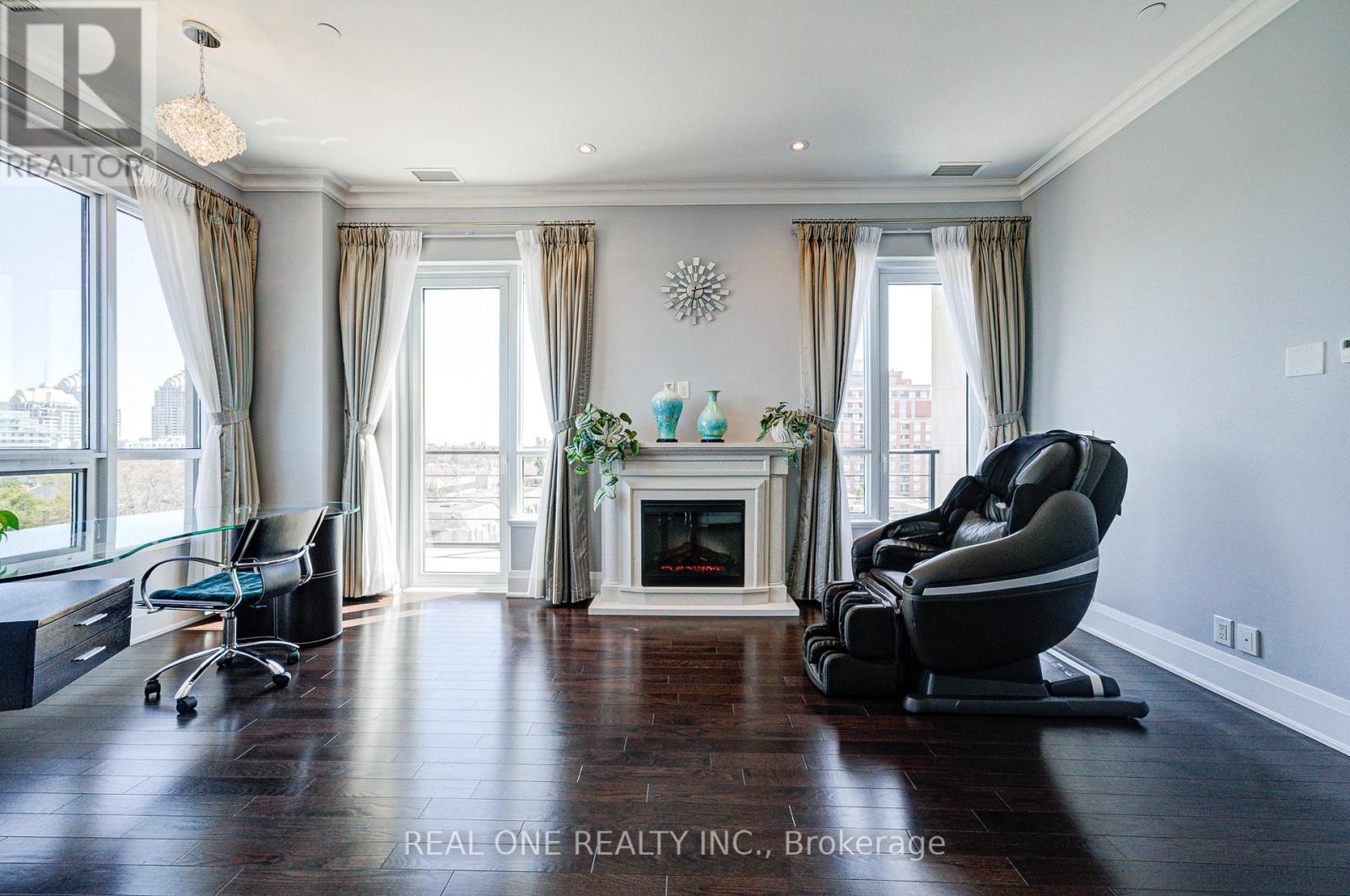 Ph701 - 21 Clairtrell Road, Toronto, Ontario  M2N 5J7 - Photo 12 - C12115441