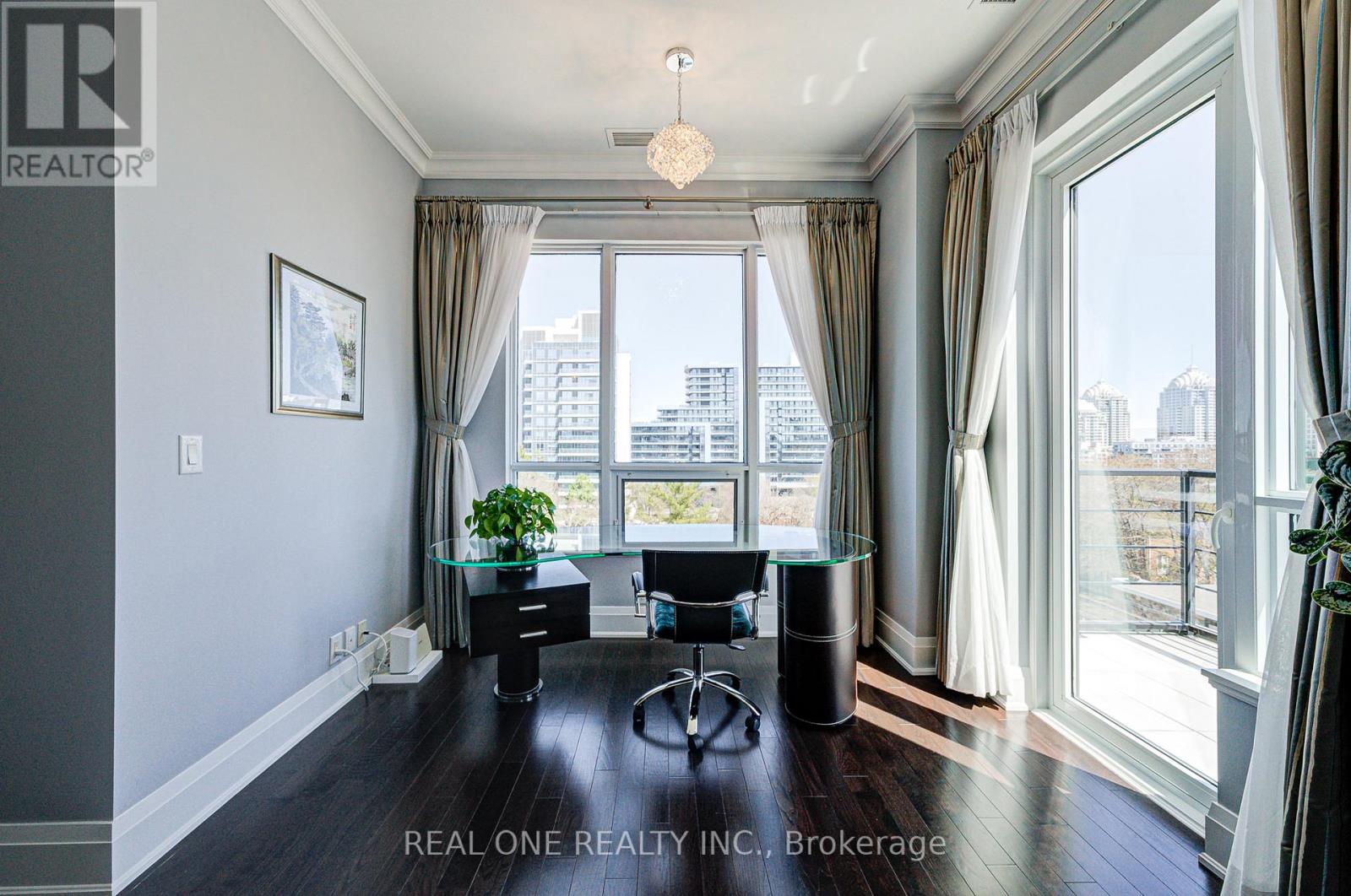 Ph701 - 21 Clairtrell Road, Toronto, Ontario  M2N 5J7 - Photo 14 - C12115441