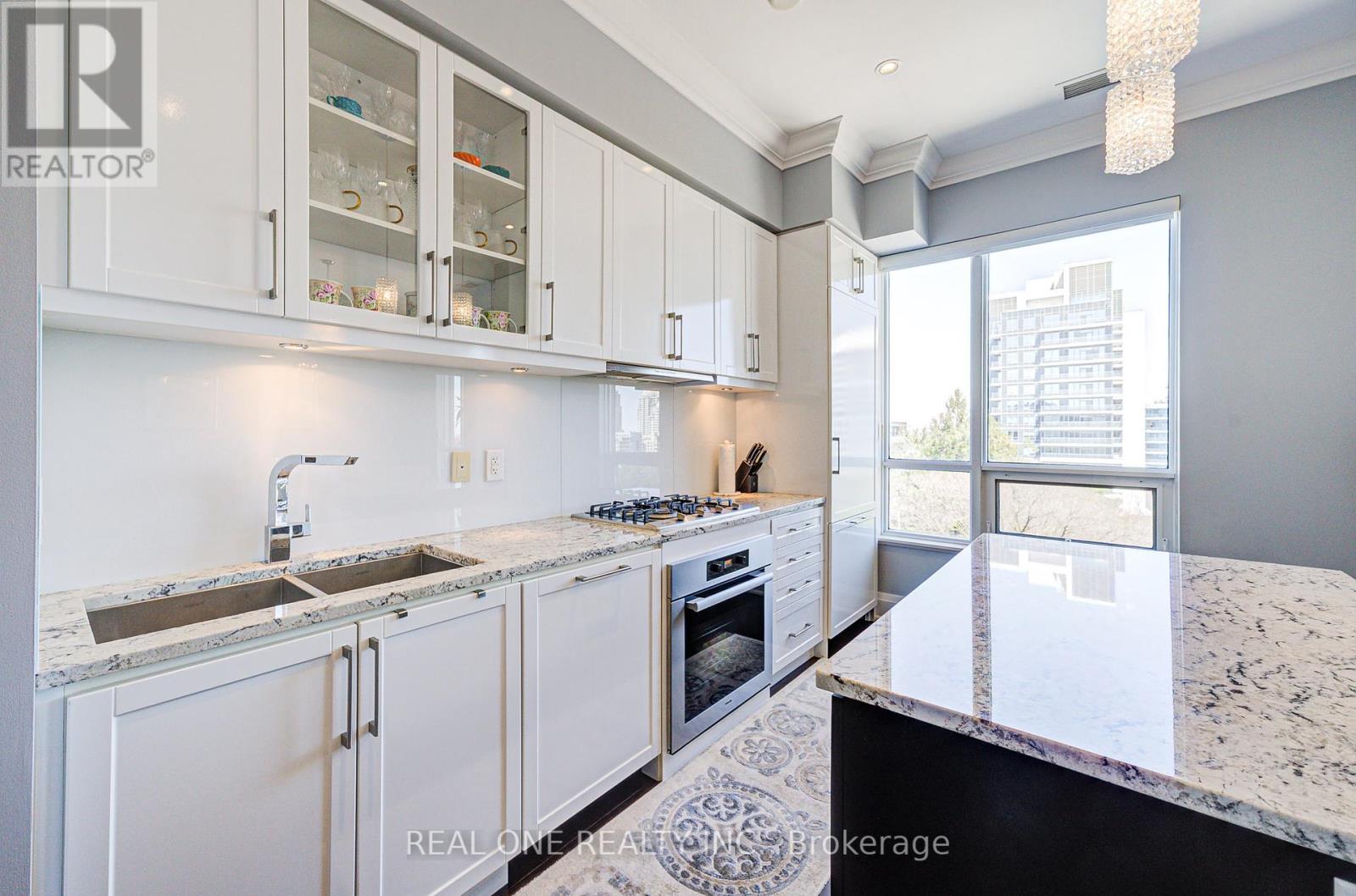 Ph701 - 21 Clairtrell Road, Toronto, Ontario  M2N 5J7 - Photo 19 - C12115441