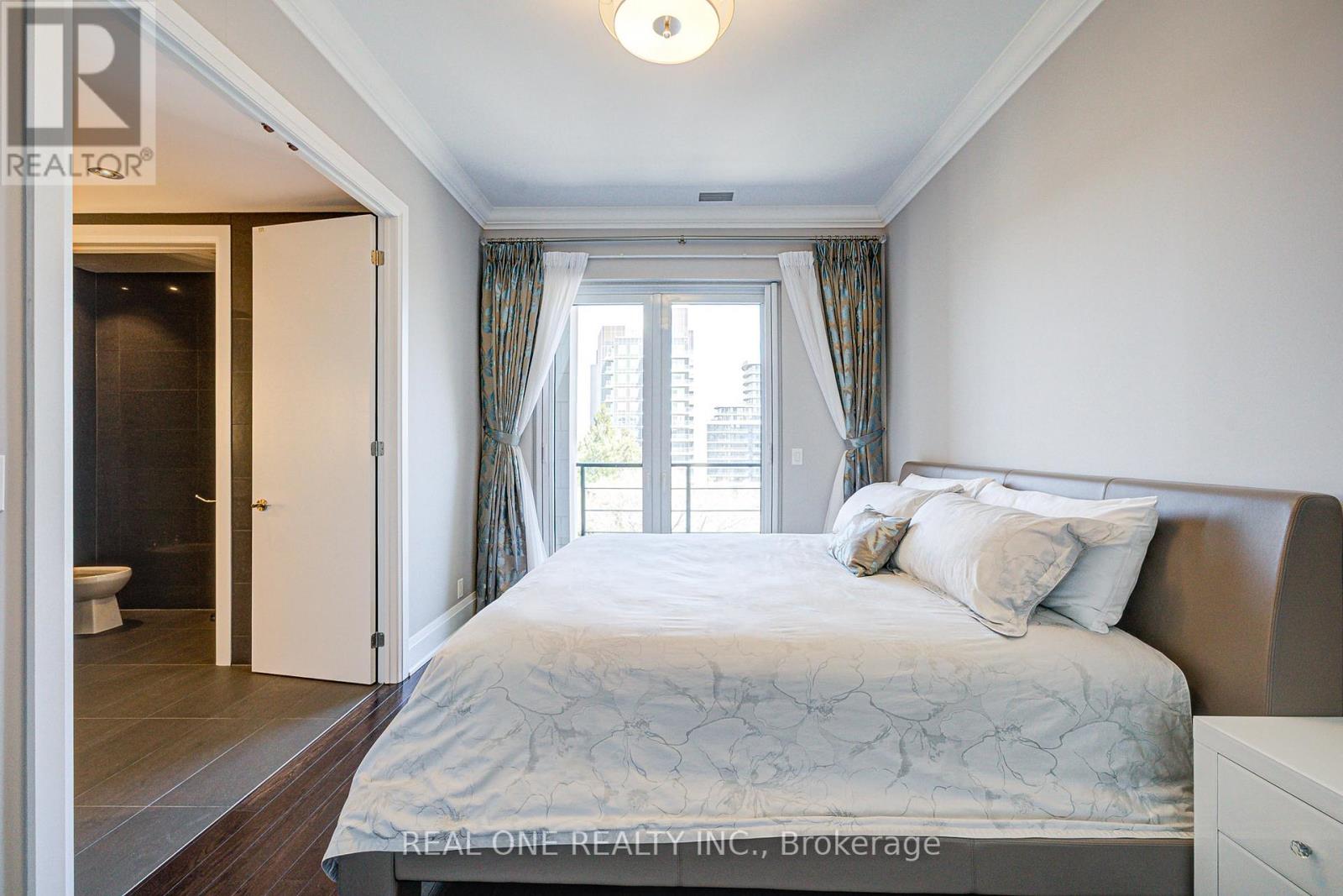 Ph701 - 21 Clairtrell Road, Toronto, Ontario  M2N 5J7 - Photo 22 - C12115441