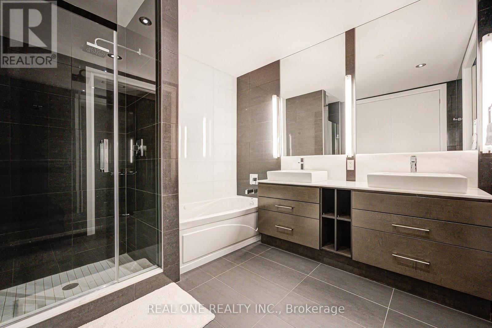 Ph701 - 21 Clairtrell Road, Toronto, Ontario  M2N 5J7 - Photo 23 - C12115441