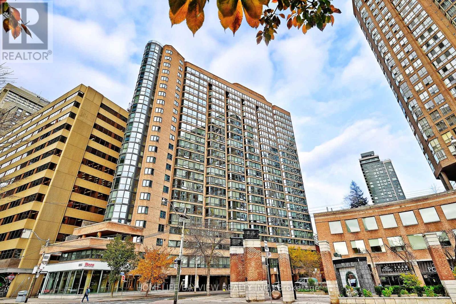 1111 - 1055 BAY STREET, Toronto, Ontario