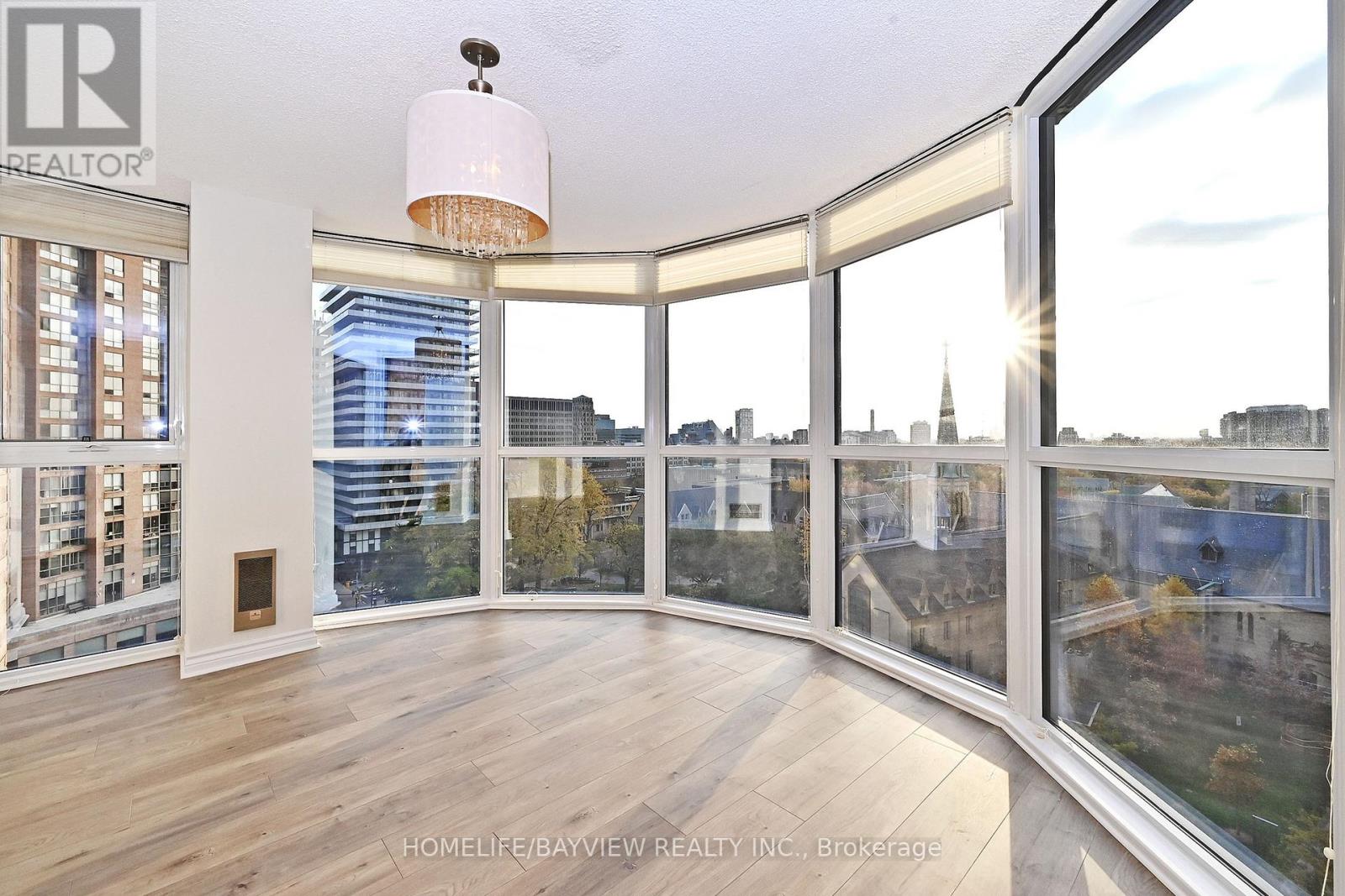 1111 - 1055 Bay Street, Toronto, Ontario  M5S 3A3 - Photo 10 - C12115457
