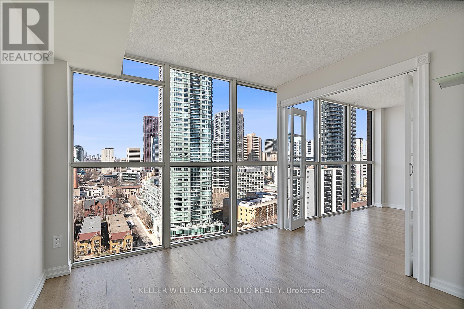 2104 - 15 Maitland Place, Toronto, Ontario  M4Y 2X3 - Photo 16 - C12115498