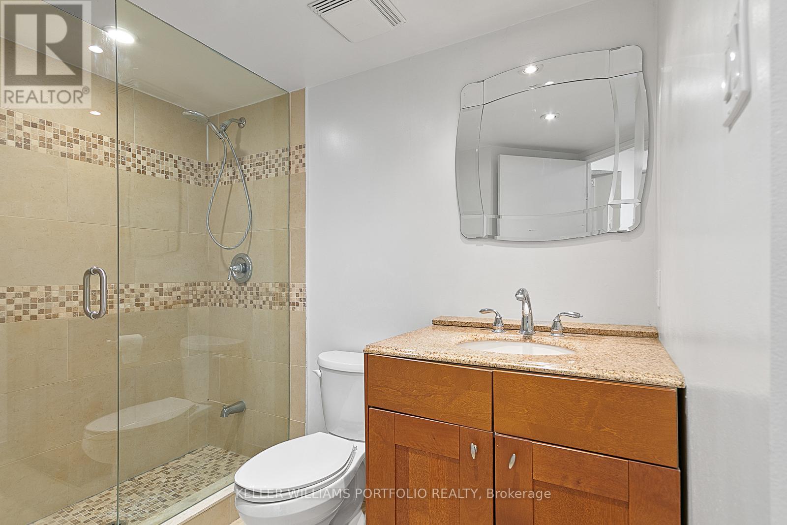 2104 - 15 Maitland Place, Toronto, Ontario  M4Y 2X3 - Photo 23 - C12115498