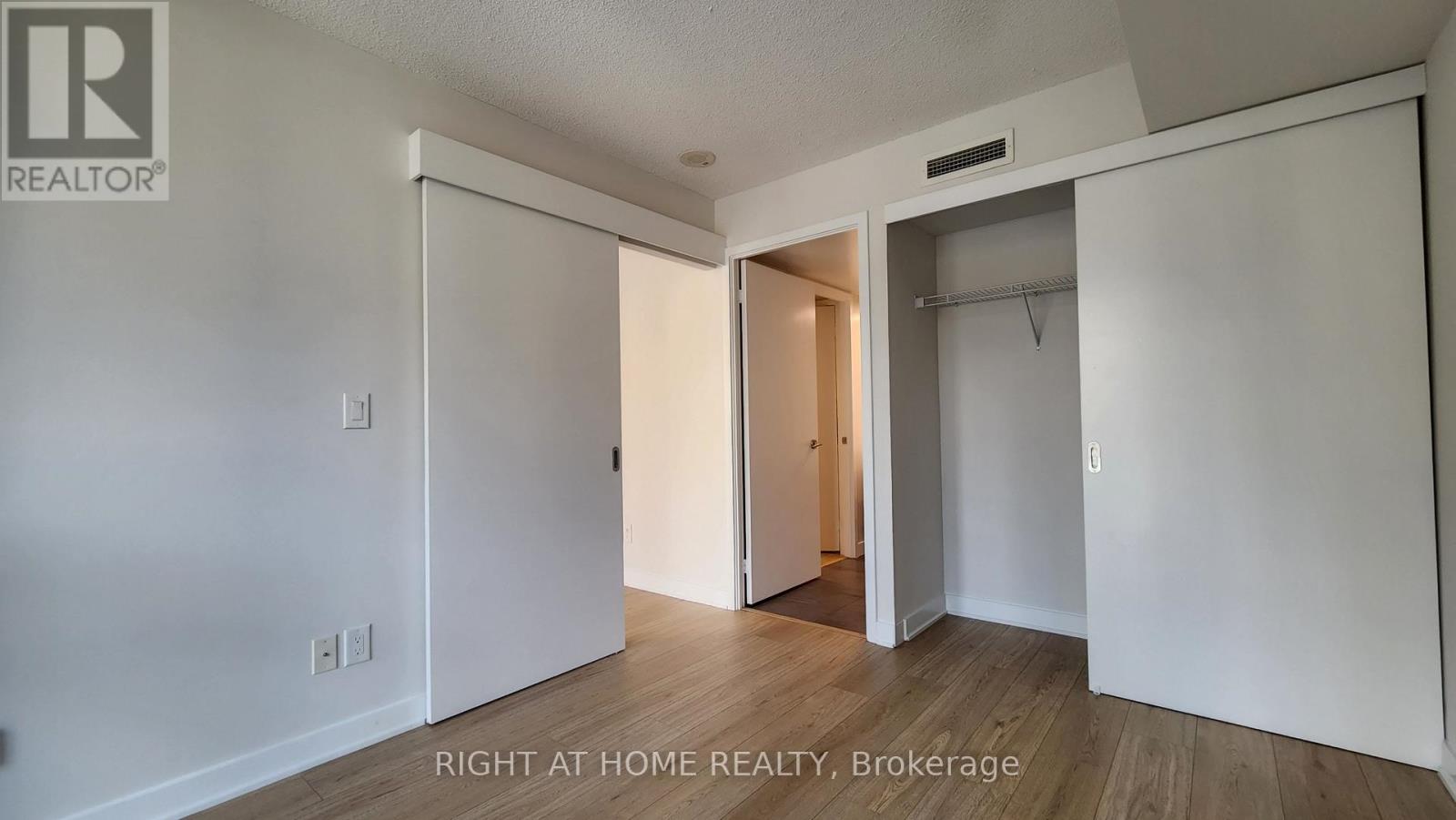 406 - 110 Charles Street E, Toronto (Church-Yonge Corridor), Ontario  M4Y 1T5 - Photo 17 - C12115549