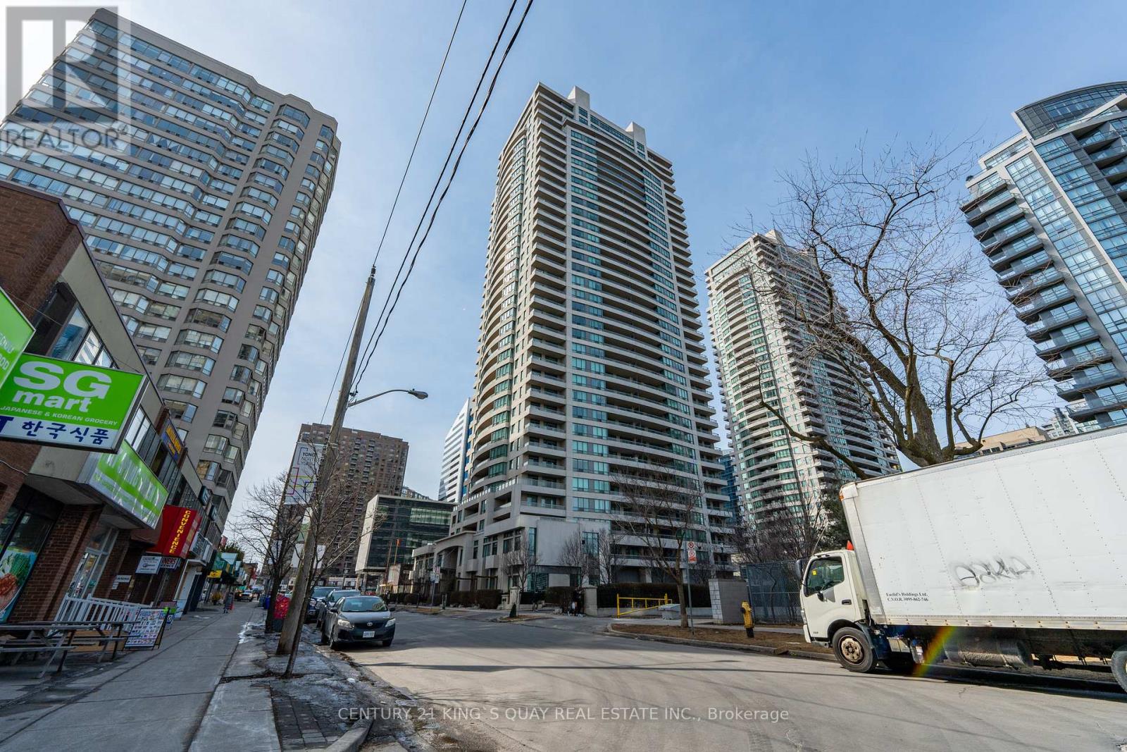 1906 - 18 Spring Garden Avenue, Toronto, Ontario  M2N 7M2 - Photo 2 - C12115573