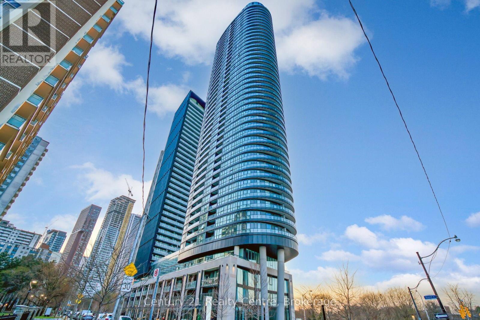 524 - 585 Bloor St E . Street Nw, Toronto, Ontario  M4W 0B3 - Photo 1 - C12115708