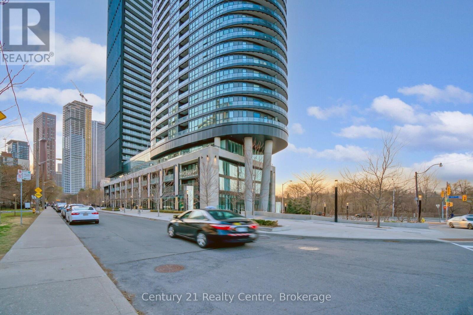 524 - 585 Bloor St E . Street Nw, Toronto, Ontario  M4W 0B3 - Photo 2 - C12115708