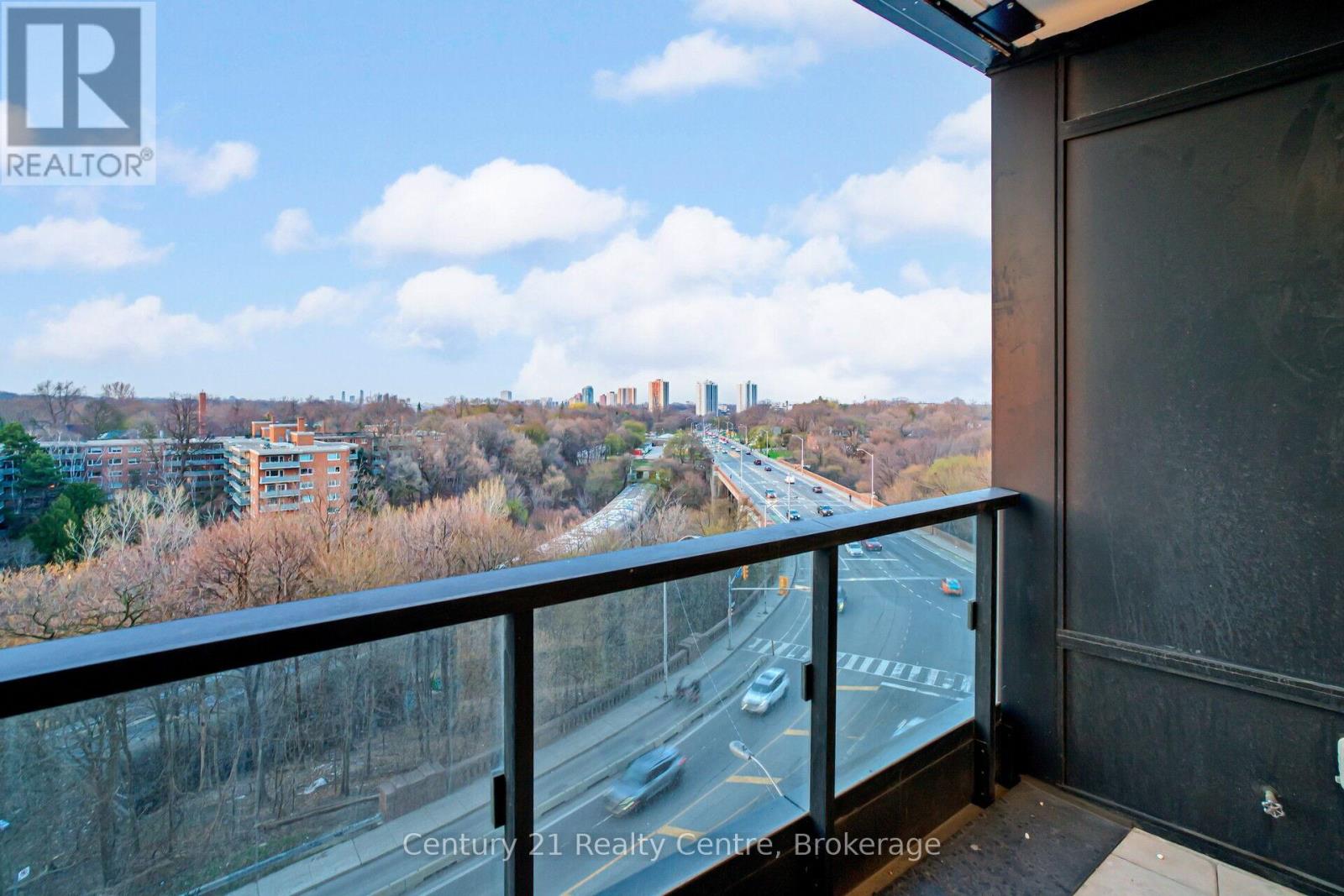 524 - 585 Bloor St E . Street Nw, Toronto, Ontario  M4W 0B3 - Photo 32 - C12115708
