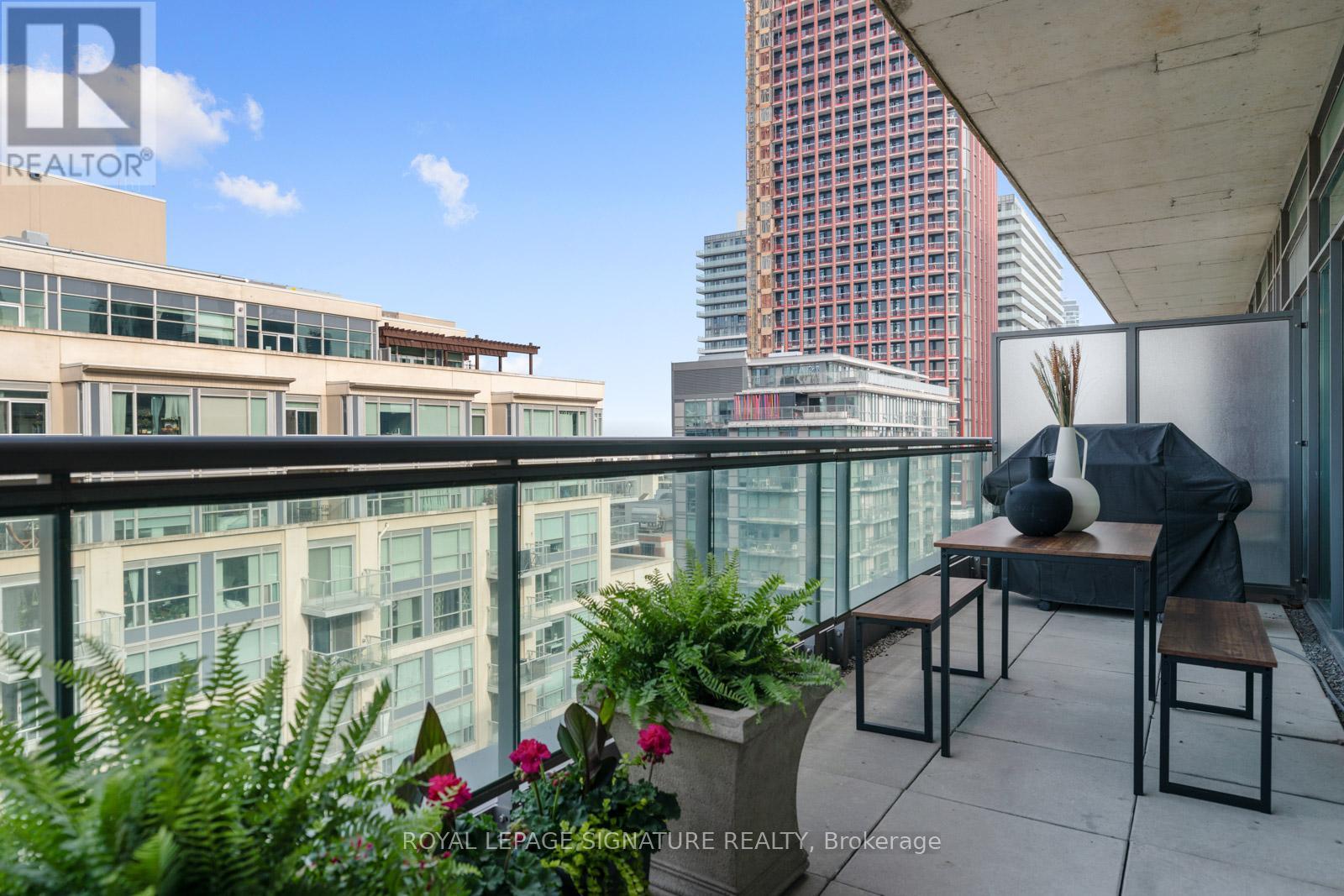 1406 - 333 Adelaide Street E, Toronto, Ontario  M5A 4T4 - Photo 11 - C12115798