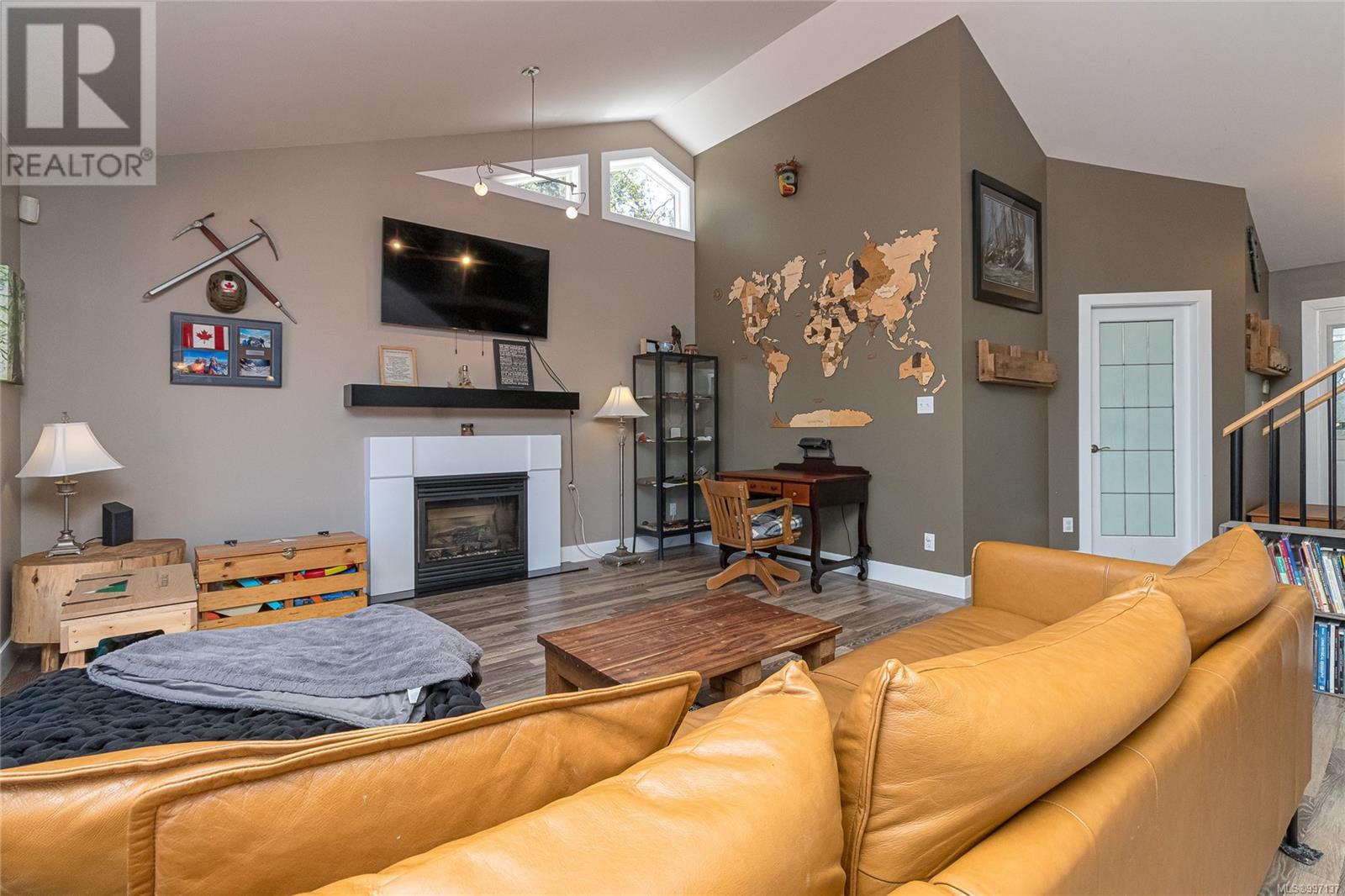Property at 6110 Copper View Lane image 1