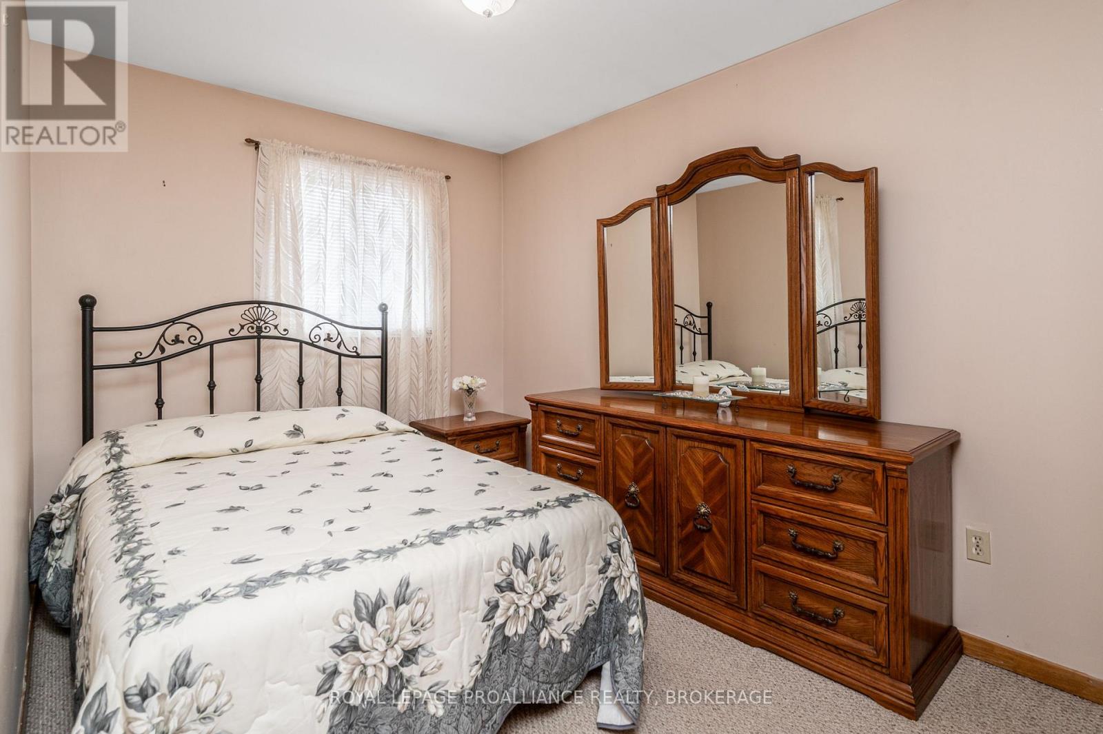 58 Joseph Street, Kingston, Ontario  K7K 2H5 - Photo 13 - X12115900