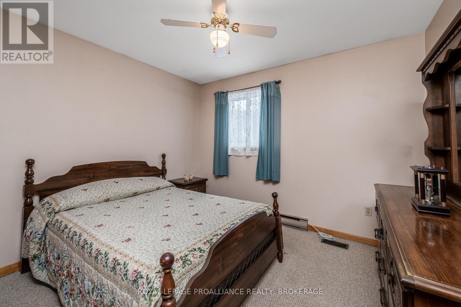 58 Joseph Street, Kingston, Ontario  K7K 2H5 - Photo 15 - X12115900