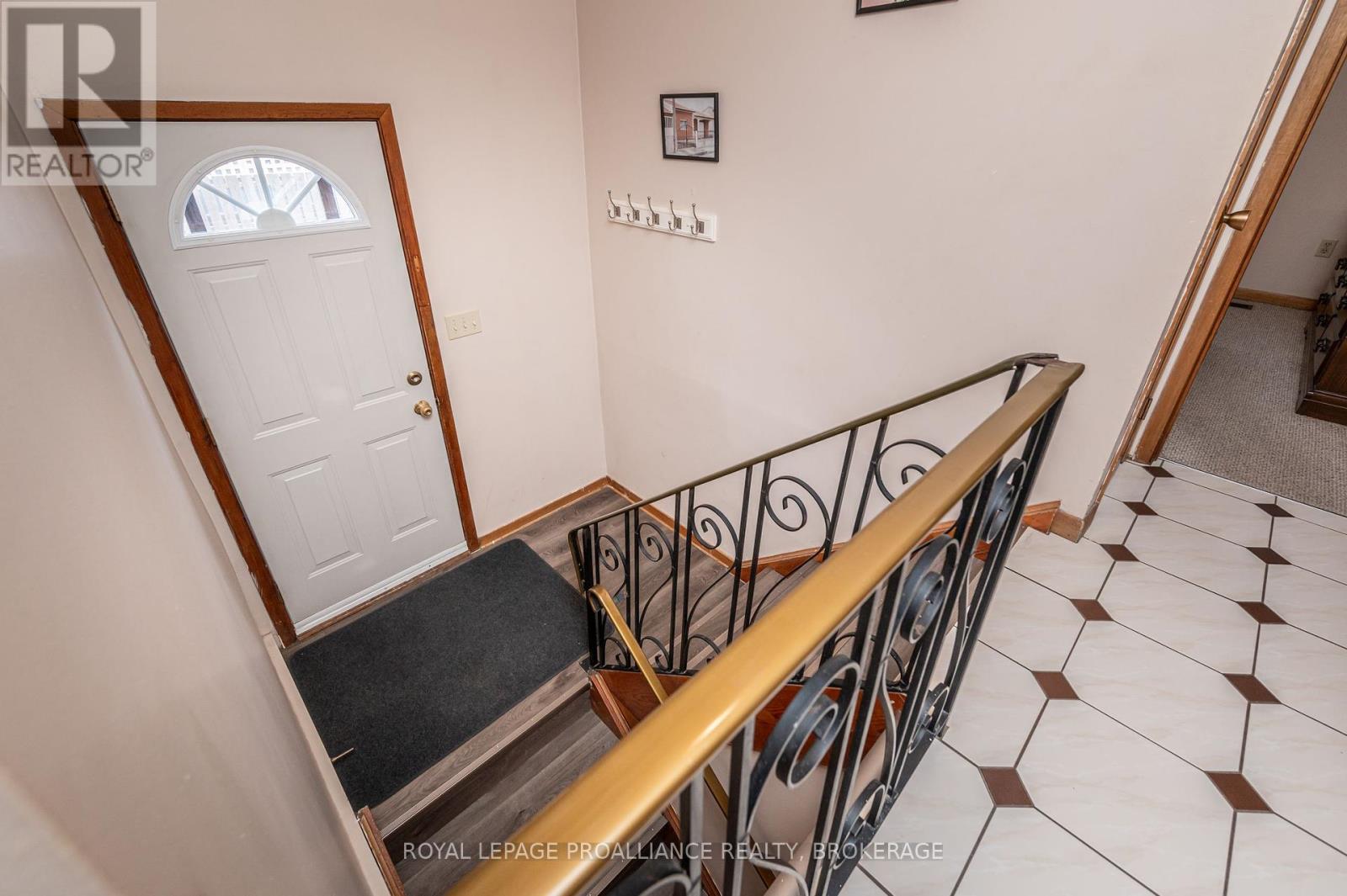 58 Joseph Street, Kingston, Ontario  K7K 2H5 - Photo 17 - X12115900