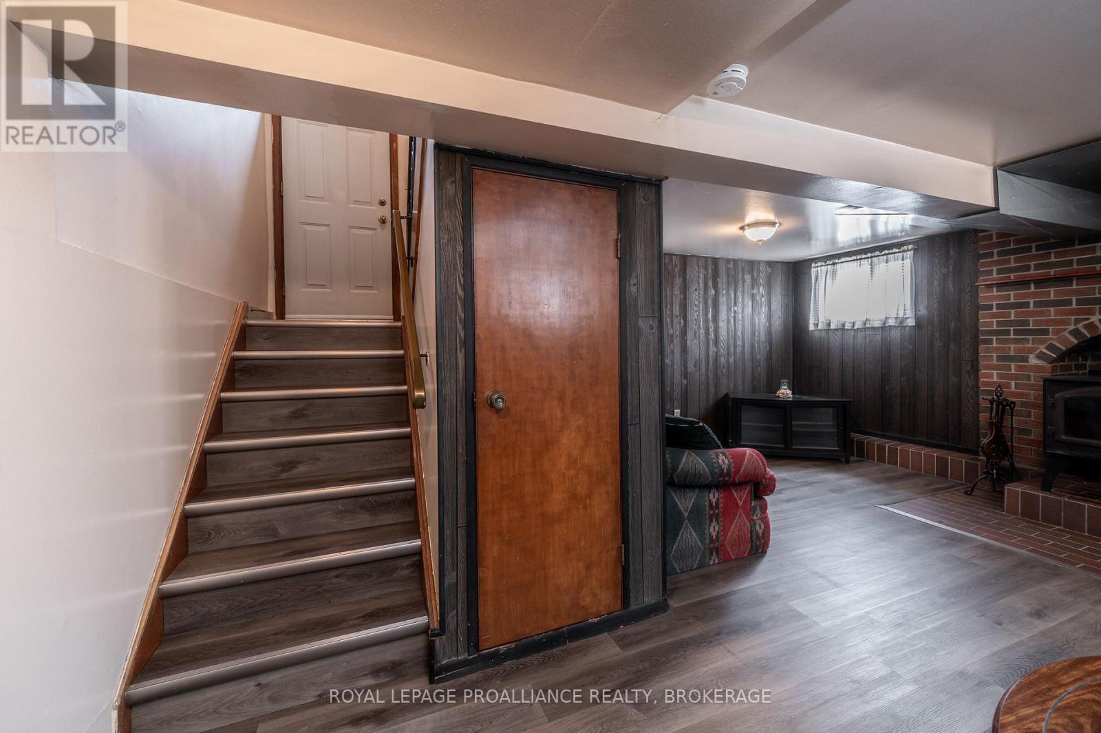 58 Joseph Street, Kingston, Ontario  K7K 2H5 - Photo 18 - X12115900