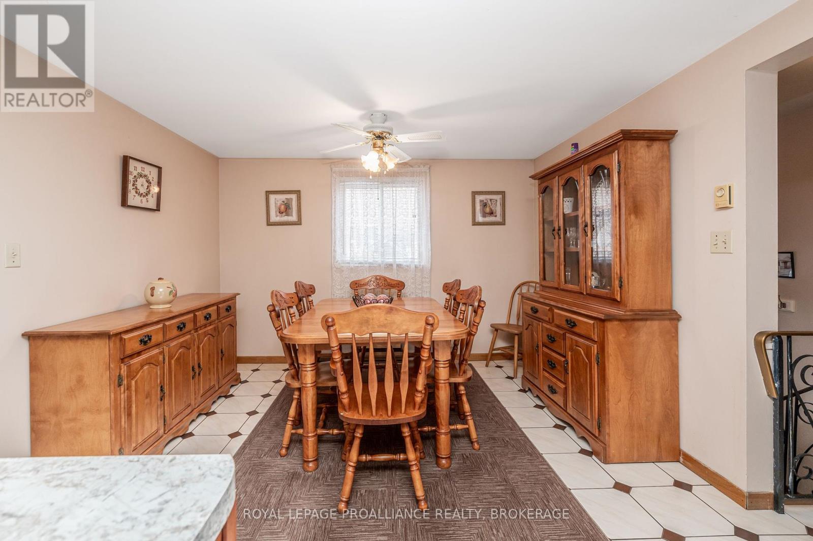 58 Joseph Street, Kingston, Ontario  K7K 2H5 - Photo 8 - X12115900