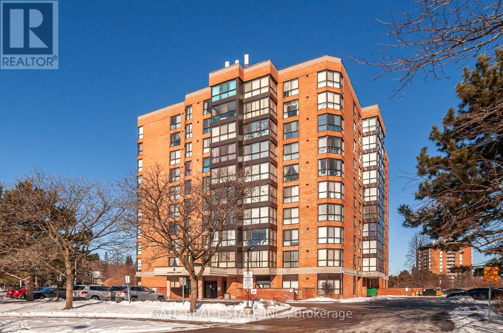 Property at 910 - 8 SILVERBELL GROVE E image 1