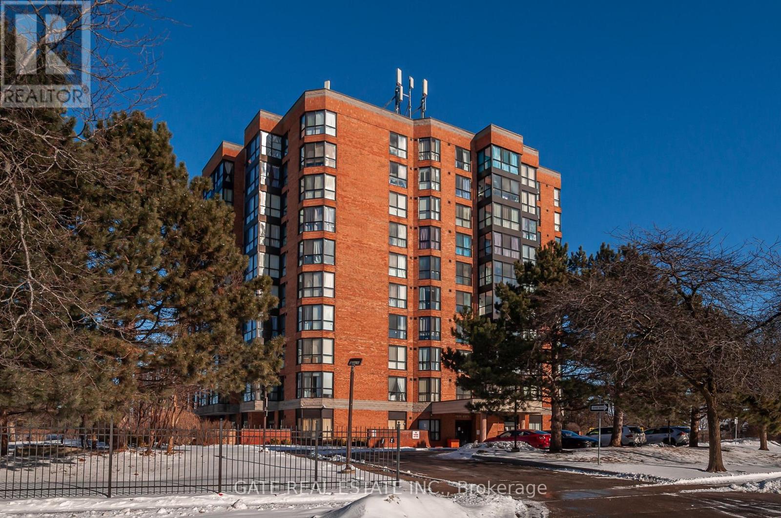 Property at 910 - 8 SILVERBELL GROVE E image 2