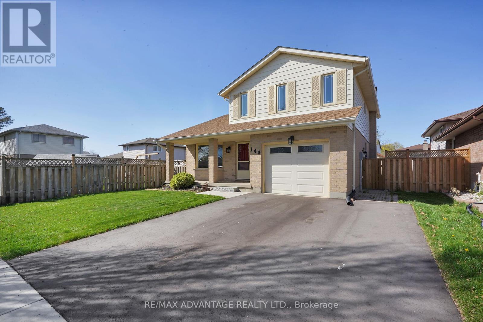 Property at 144 FAIRCHILD CRESCENT image 2