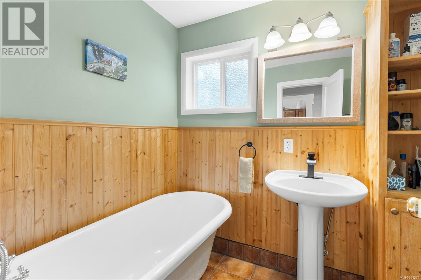 10101 Youbou Rd, Youbou, British Columbia  V0R 3E0 - Photo 16 - 996279