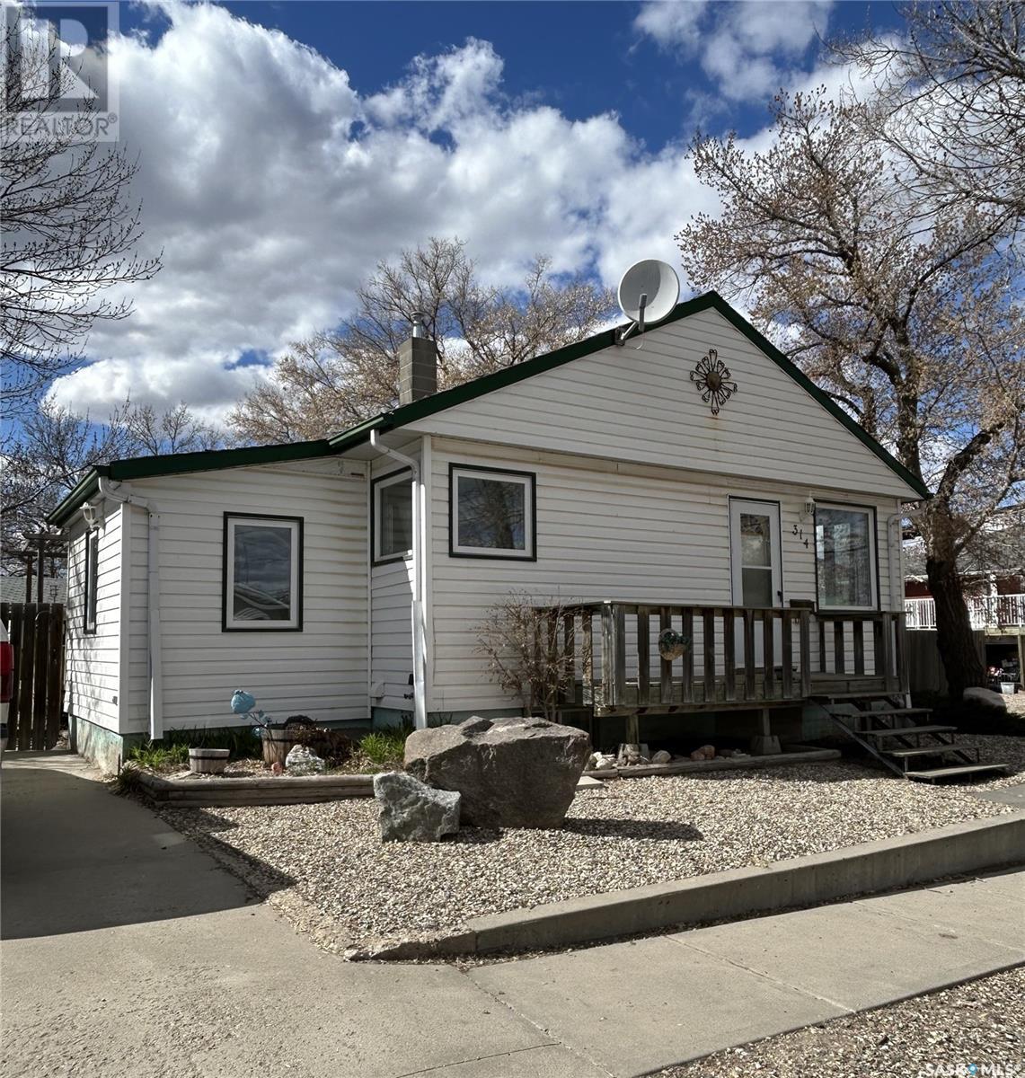 Property at 314 14th AVENUE image 1