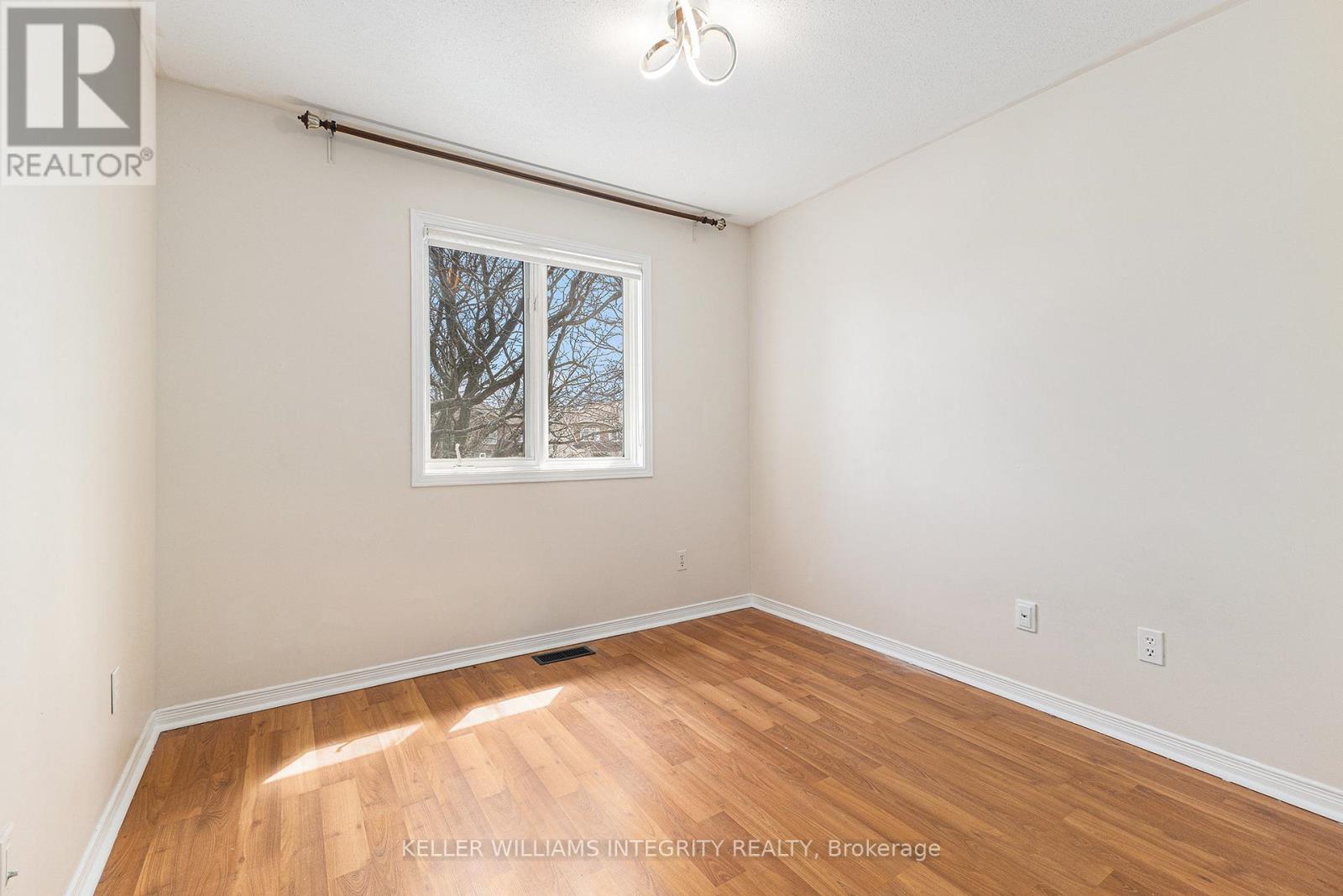 274 Stoneway Drive W, Ottawa, Ontario  K2G 6B8 - Photo 19 - X12113009