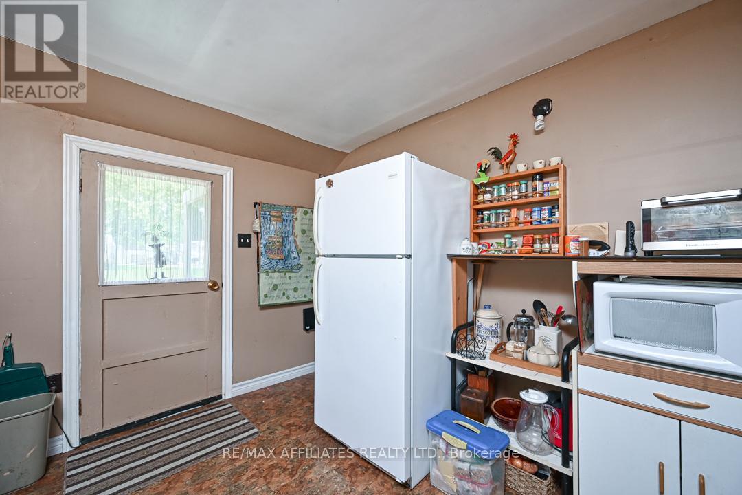 147 Beek Road, Montague, Ontario  K0G 1K0 - Photo 11 - X12115902
