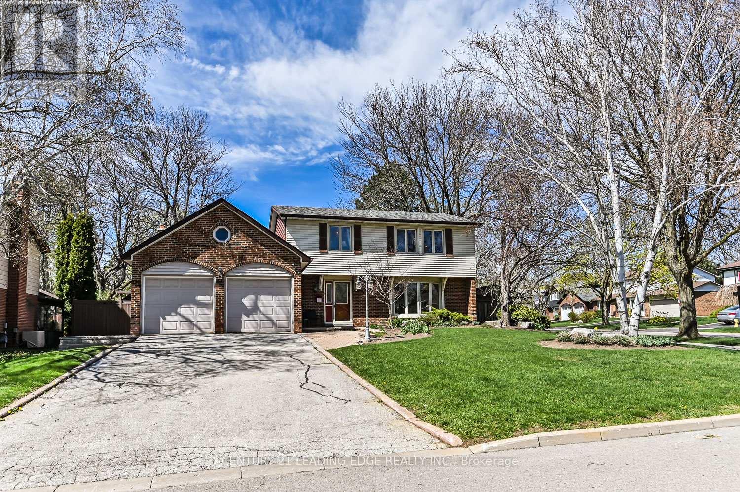 50 Sir Gawaine Place, Markham, Ontario  L3P 3A2 - Photo 3 - N12115374