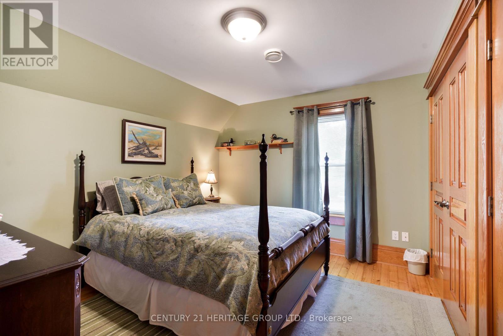 20314 Leslie Street, East Gwillimbury, Ontario  L0G 1R0 - Photo 25 - N12115432