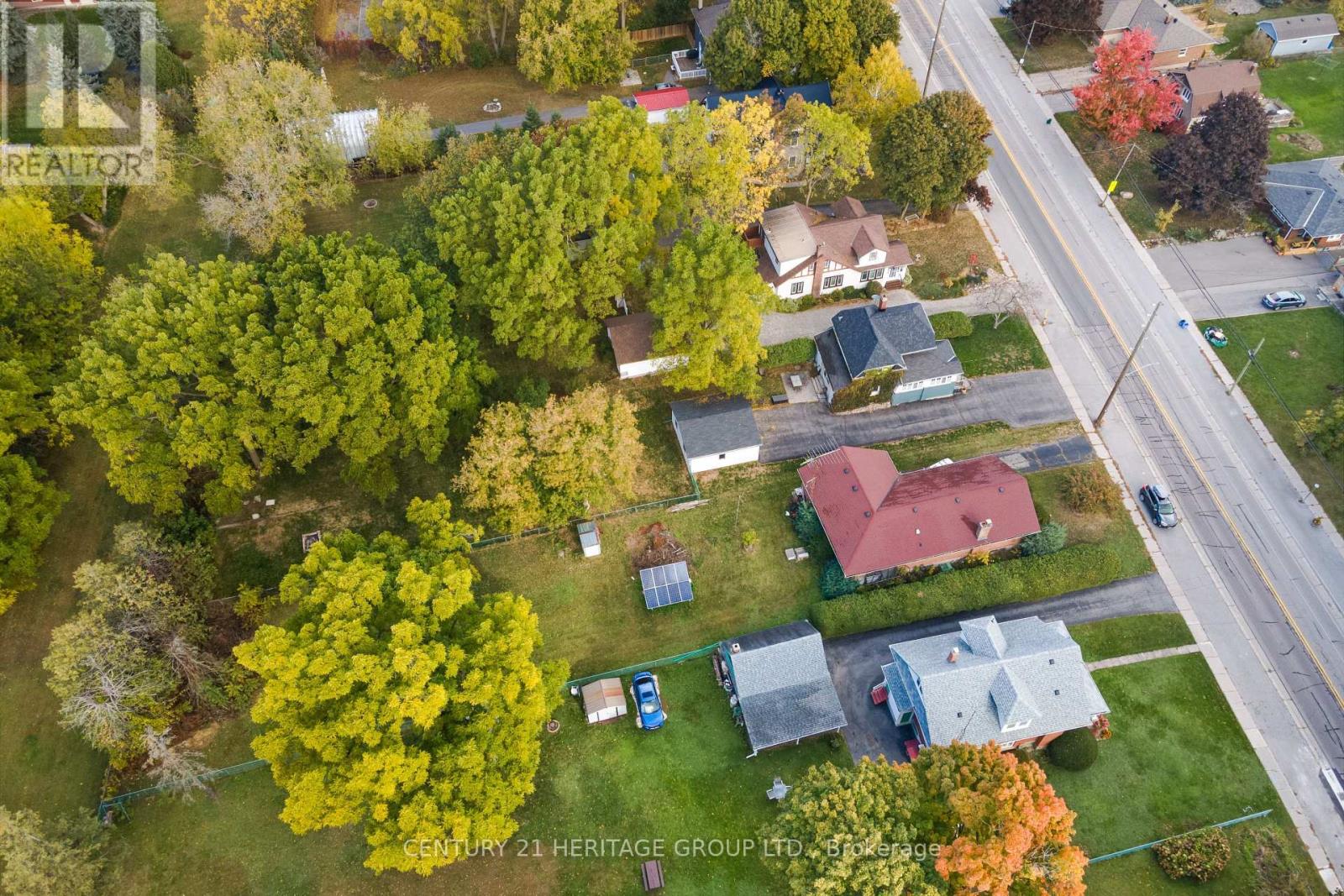 20314 Leslie Street, East Gwillimbury, Ontario  L0G 1R0 - Photo 39 - N12115432