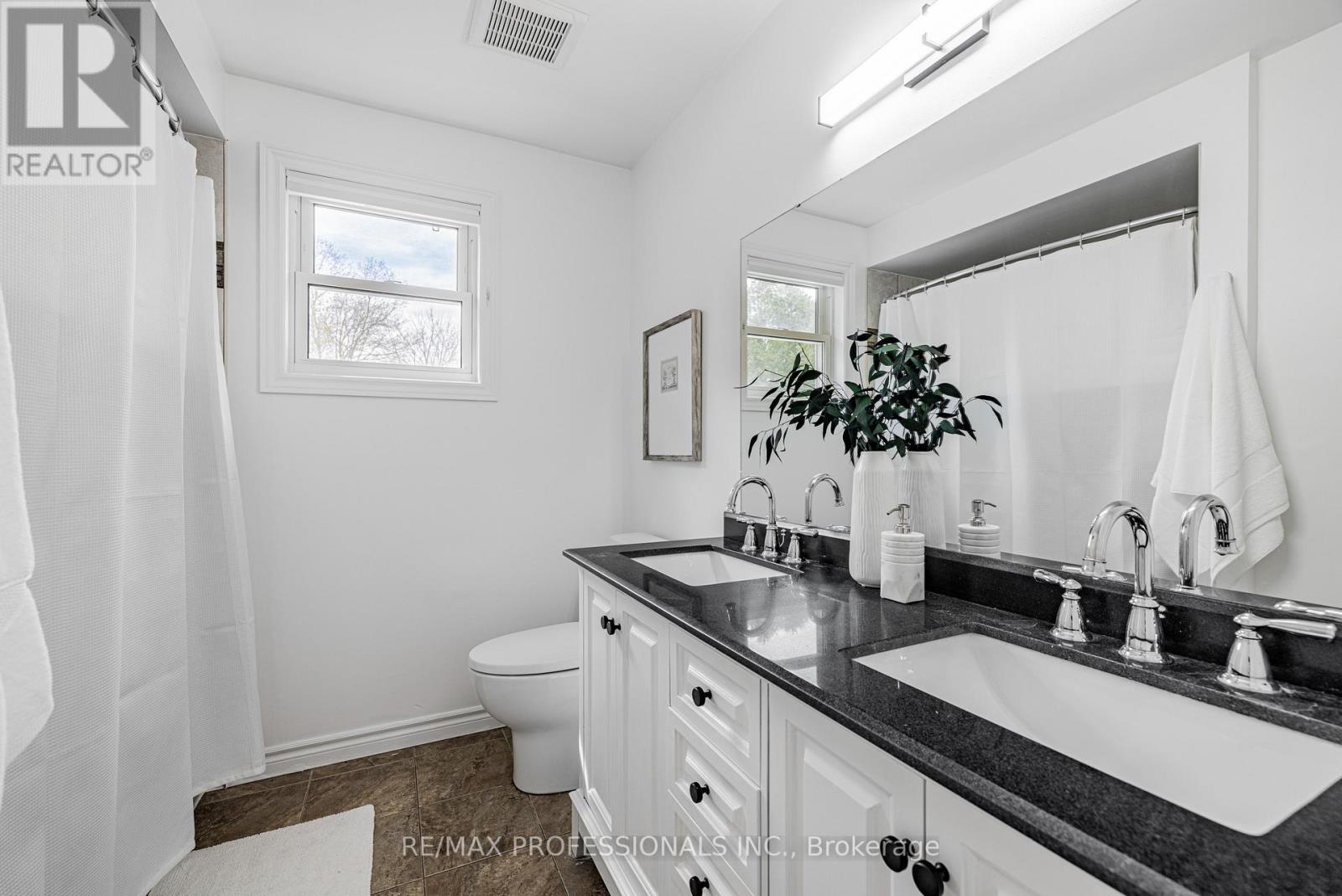 16 Wales Avenue N, Adjala-Tosorontio, Ontario  L0M 1J0 - Photo 19 - N12115868