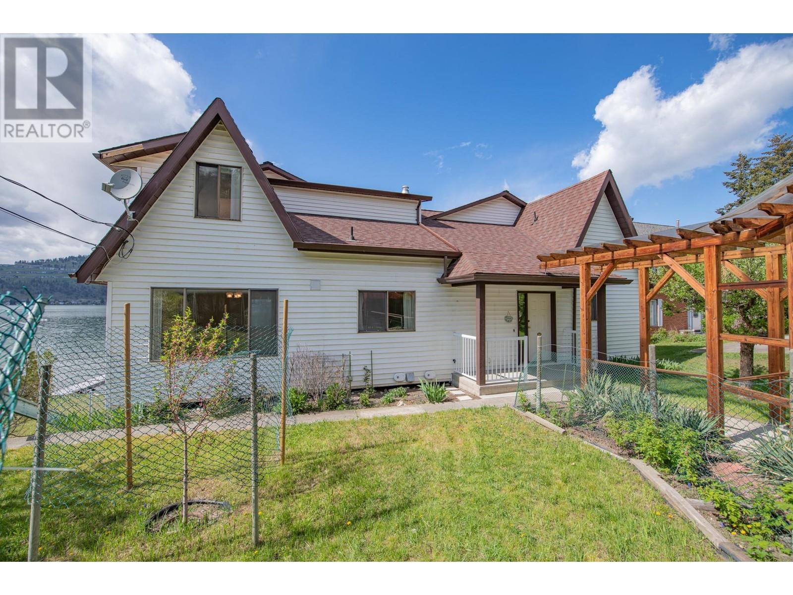 8153 Okanagan Landing Road, Vernon, British Columbia  V1H 1J4 - Photo 9 - 10345748