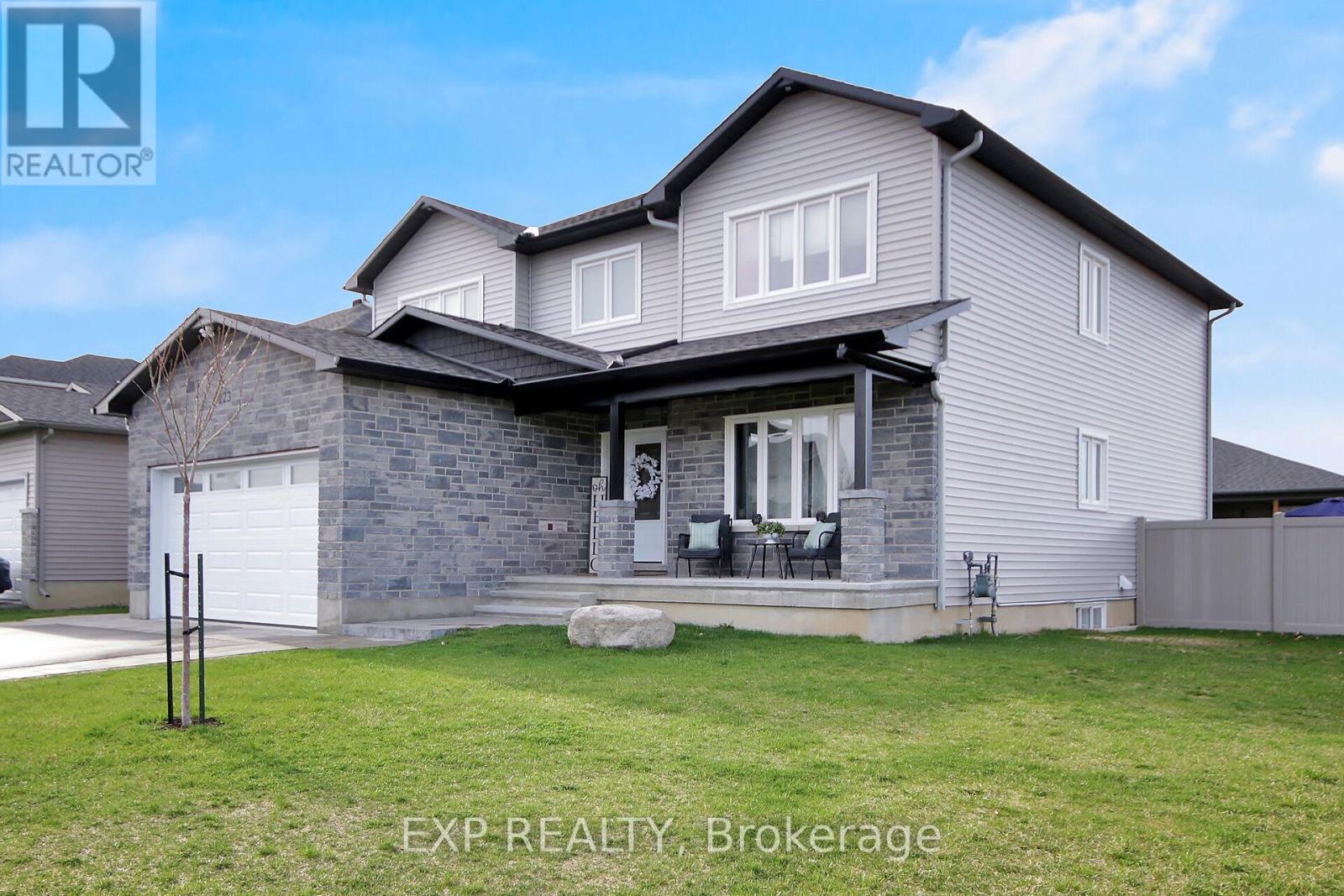 223 Station Trail, Russell, Ontario  K4R 0C9 - Photo 38 - X12058514