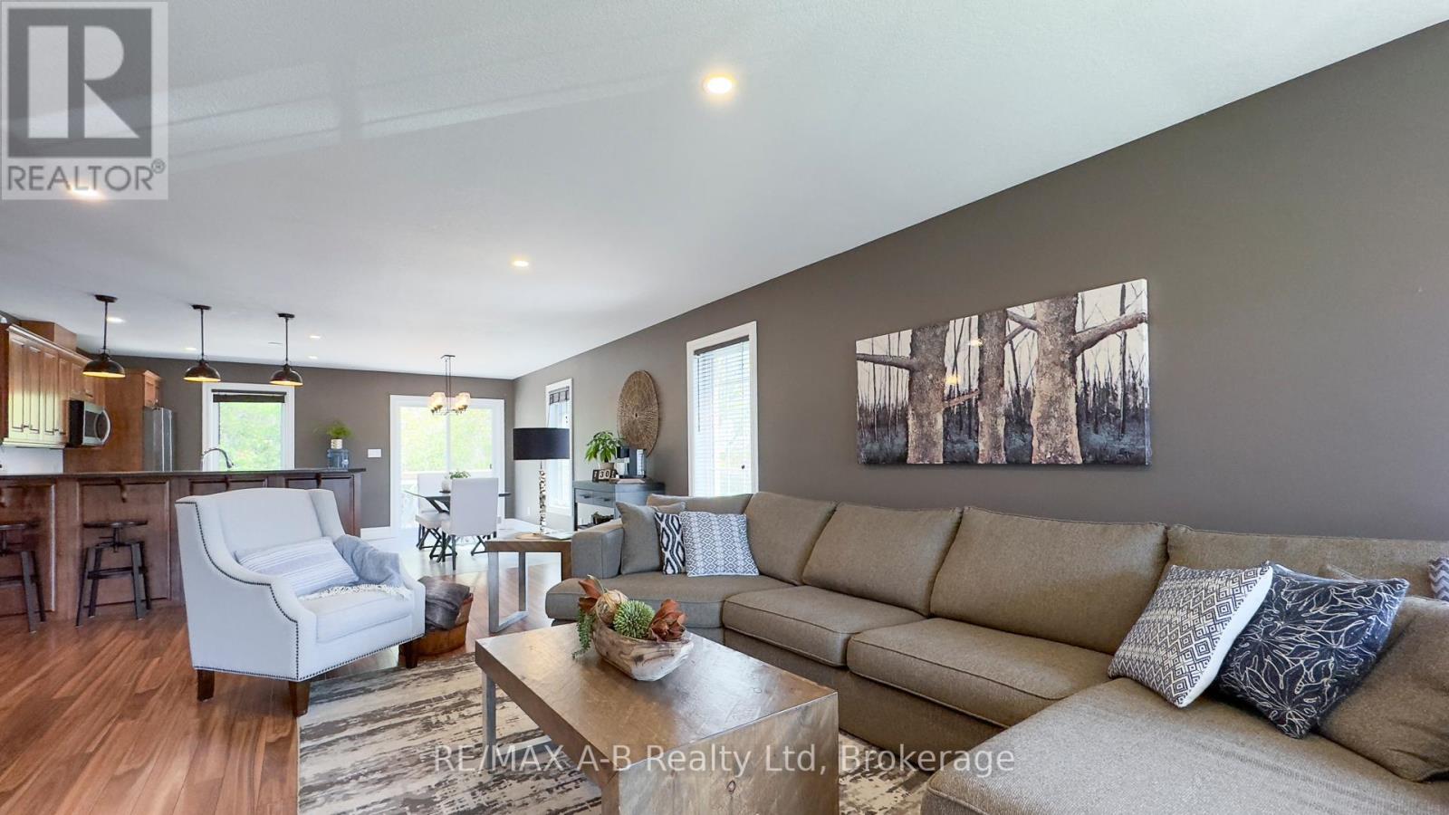 83 Sylvia Street, West Perth, Ontario  N0K 1N0 - Photo 10 - X12115891