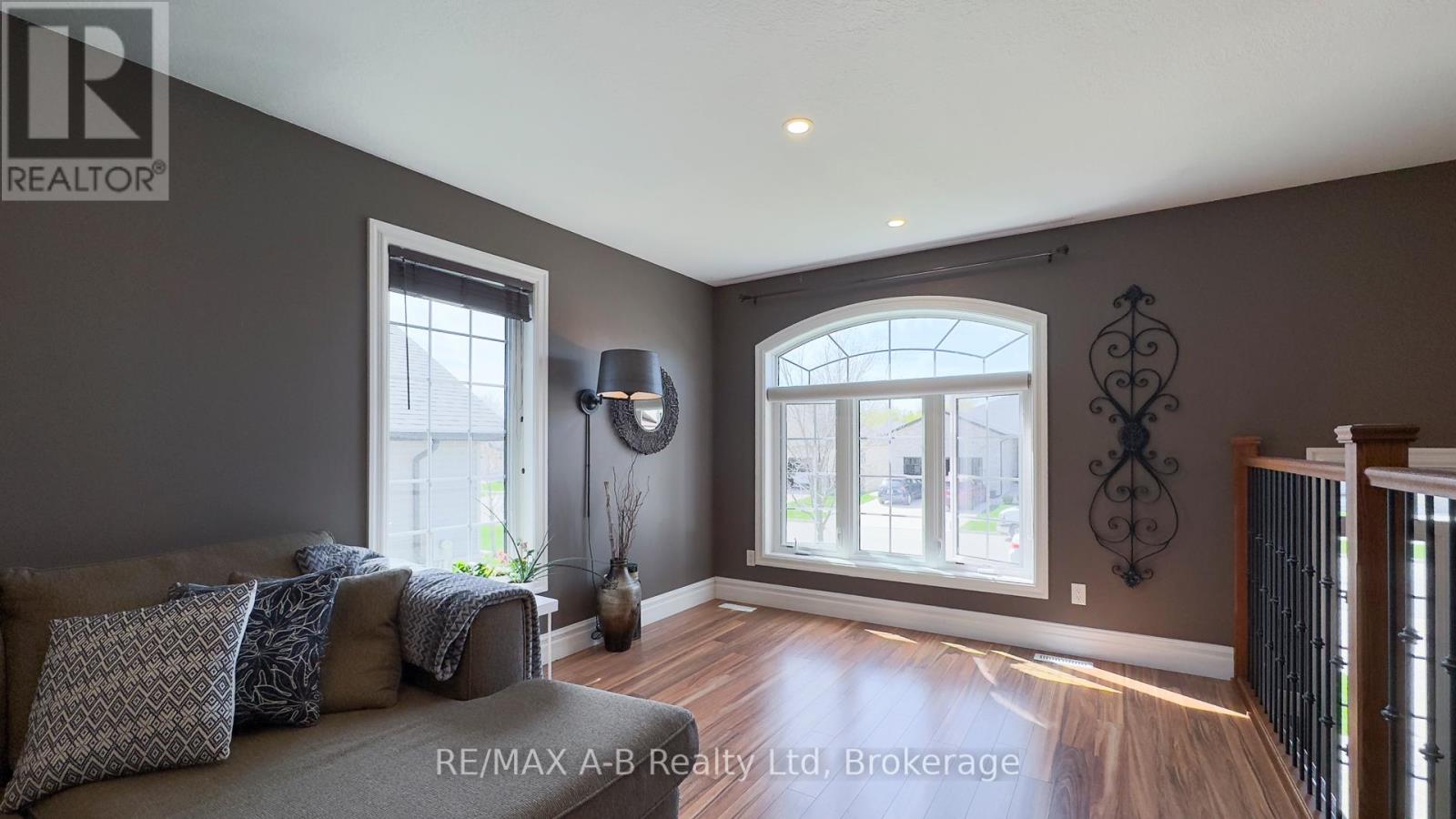 83 Sylvia Street, West Perth, Ontario  N0K 1N0 - Photo 12 - X12115891