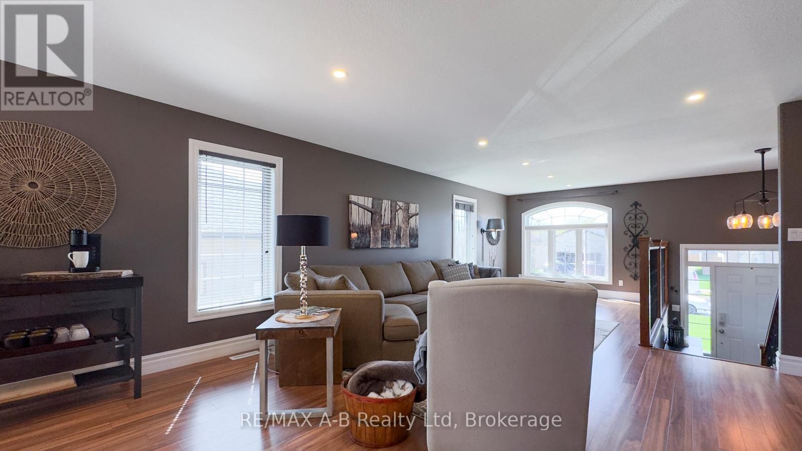 83 Sylvia Street, West Perth, Ontario  N0K 1N0 - Photo 15 - X12115891