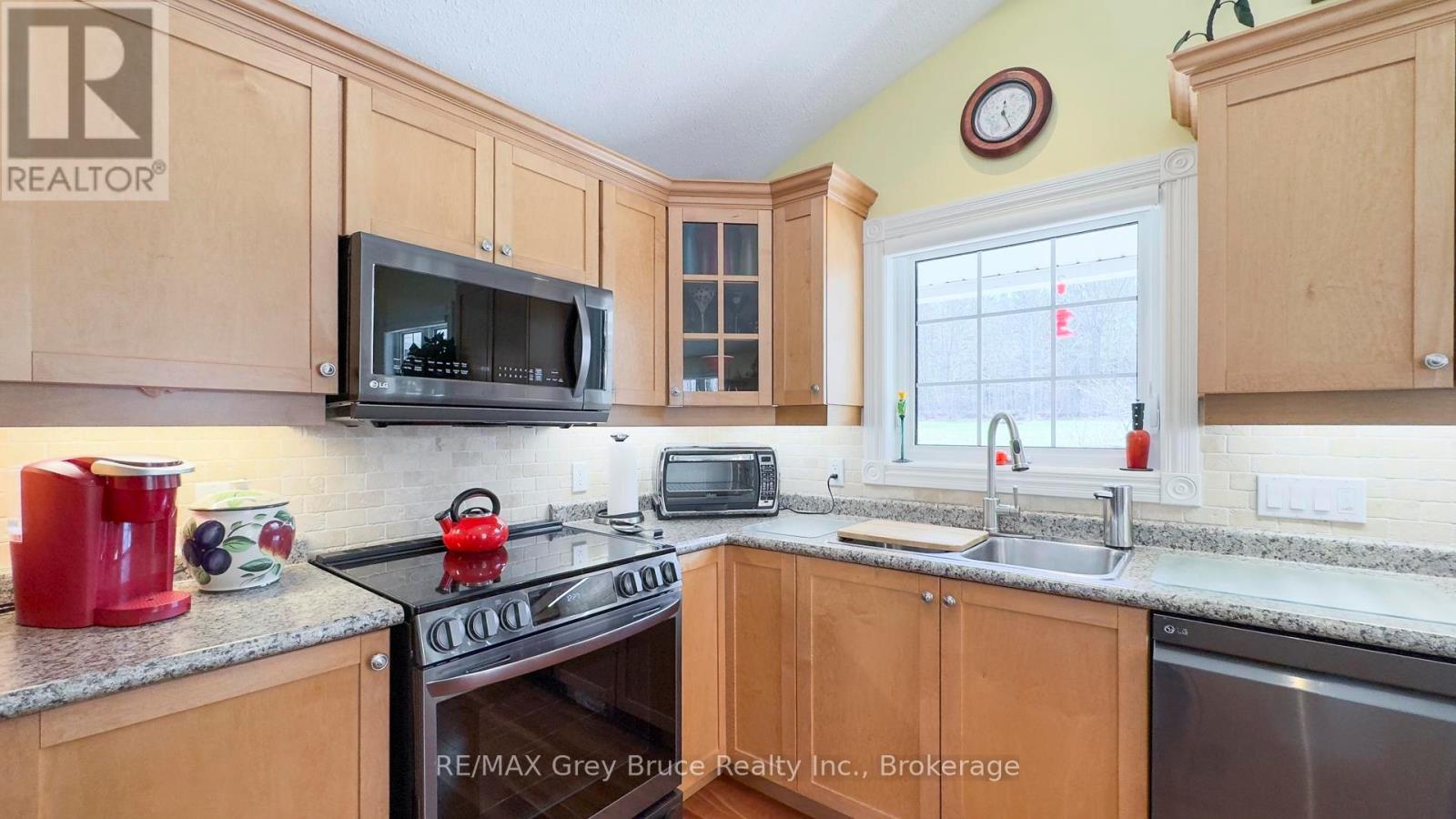 720291 20 Side Road, Chatsworth, Ontario  N0H 1R0 - Photo 15 - X12115923