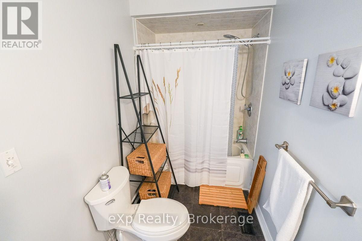 975 5th A Avenue W, Owen Sound, Ontario  N4K 5E3 - Photo 15 - X12115943