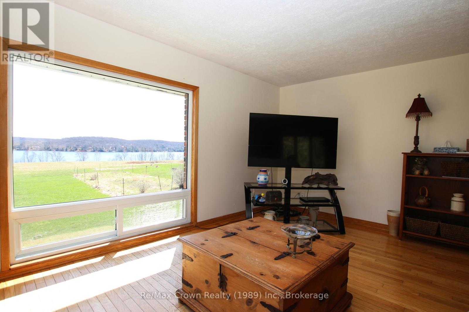 6641 534 Highway, Parry Sound Remote Area, Ontario  P0H 2R0 - Photo 24 - X12115986