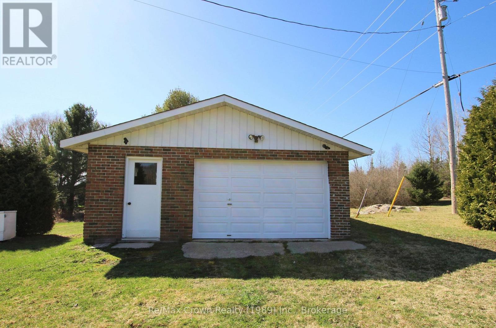 6641 534 Highway, Parry Sound Remote Area, Ontario  P0H 2R0 - Photo 9 - X12115986