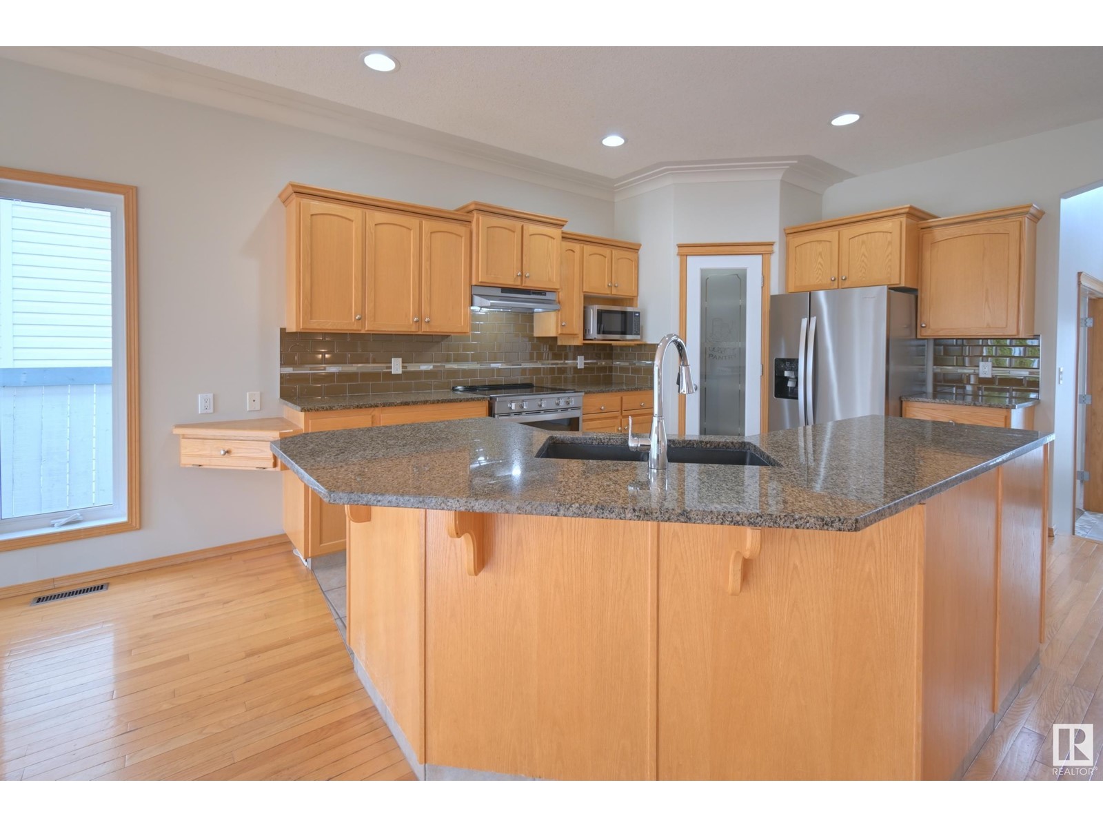 29 Deer Park Cr, Spruce Grove, Alberta  T7X 4J2 - Photo 7 - E4433644