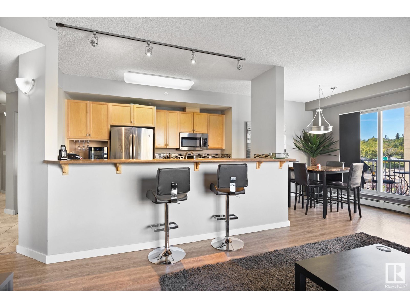 #402 9707 105 St Nw, Edmonton, Alberta  T5K 2Y4 - Photo 10 - E4433646