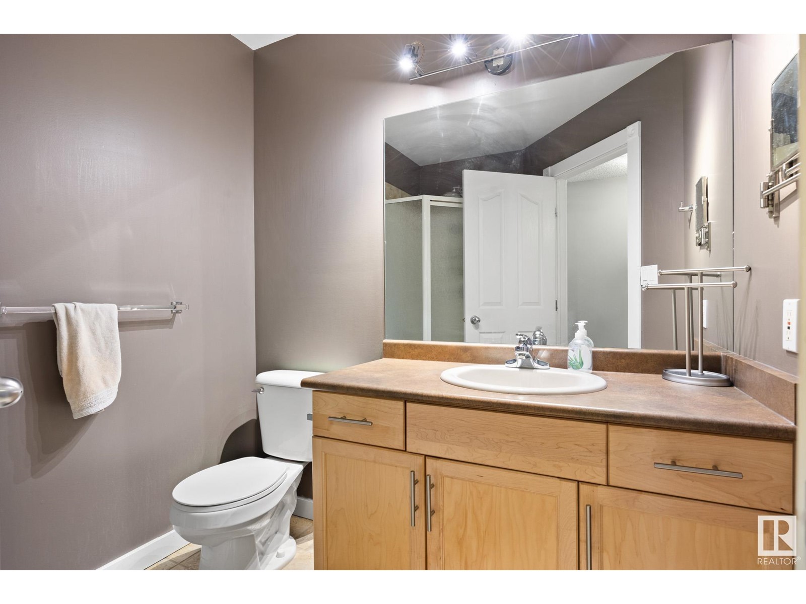#402 9707 105 St Nw, Edmonton, Alberta  T5K 2Y4 - Photo 17 - E4433646